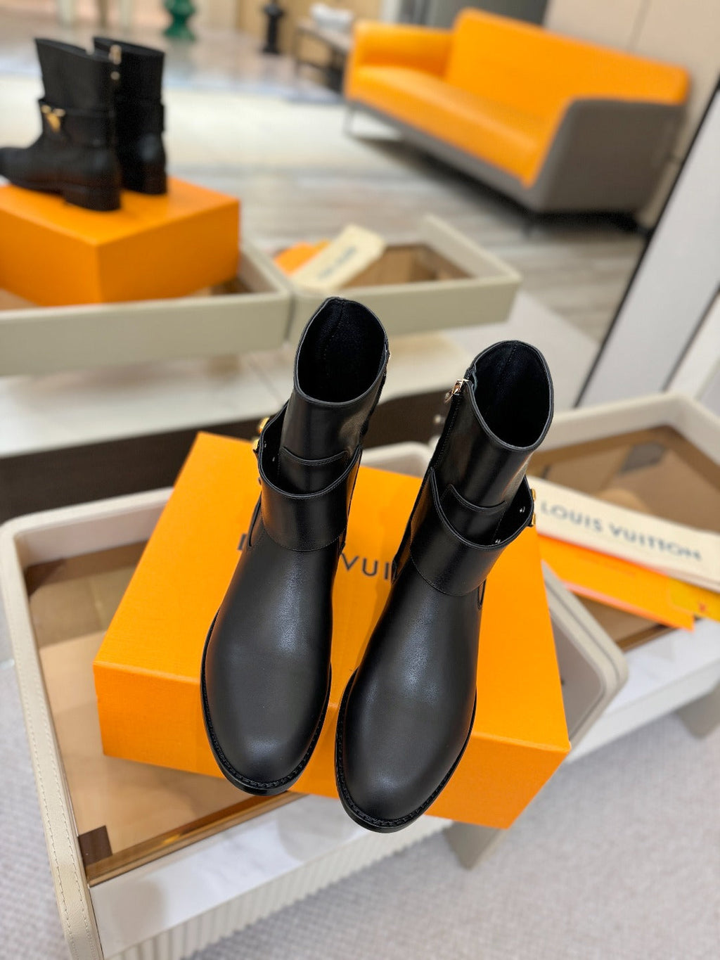 LV Midtown Flat Ankle Boot Black Cowhide 574331