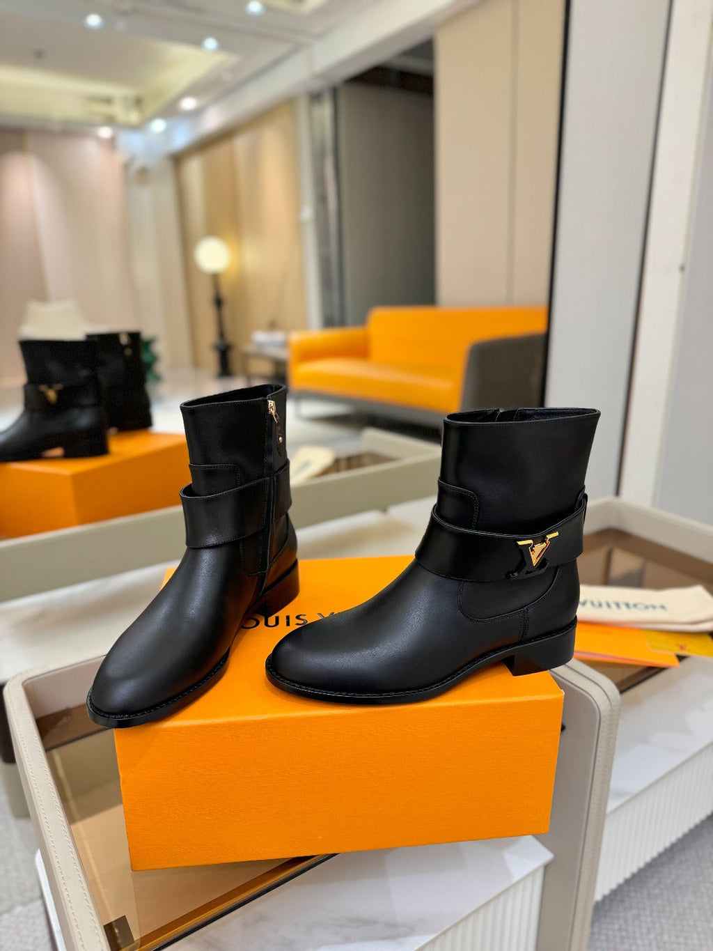 LV Midtown Flat Ankle Boot Black Cowhide 574331