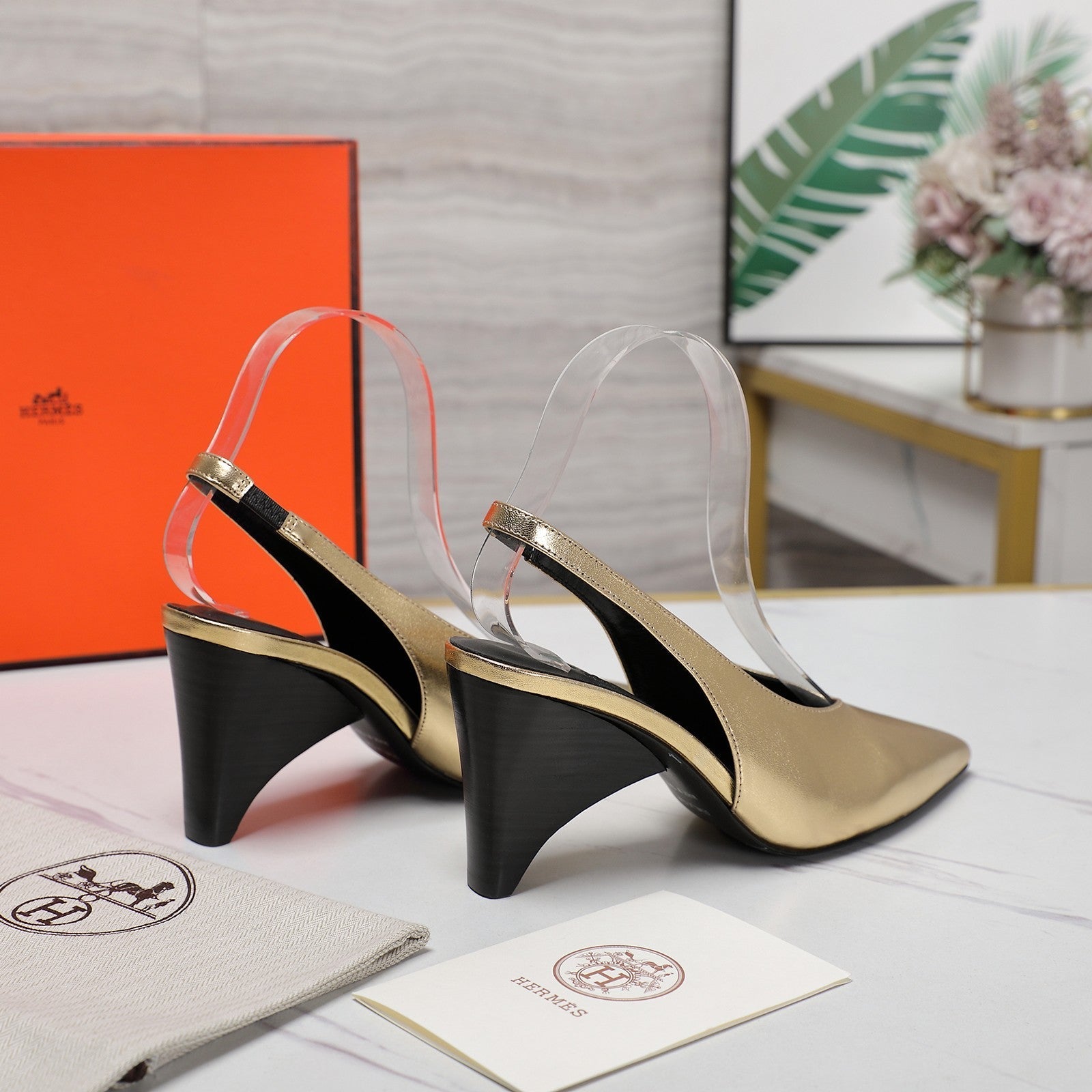 HM  Classic High-Heeled Slingback 70mm Golden Sheepskin 547639