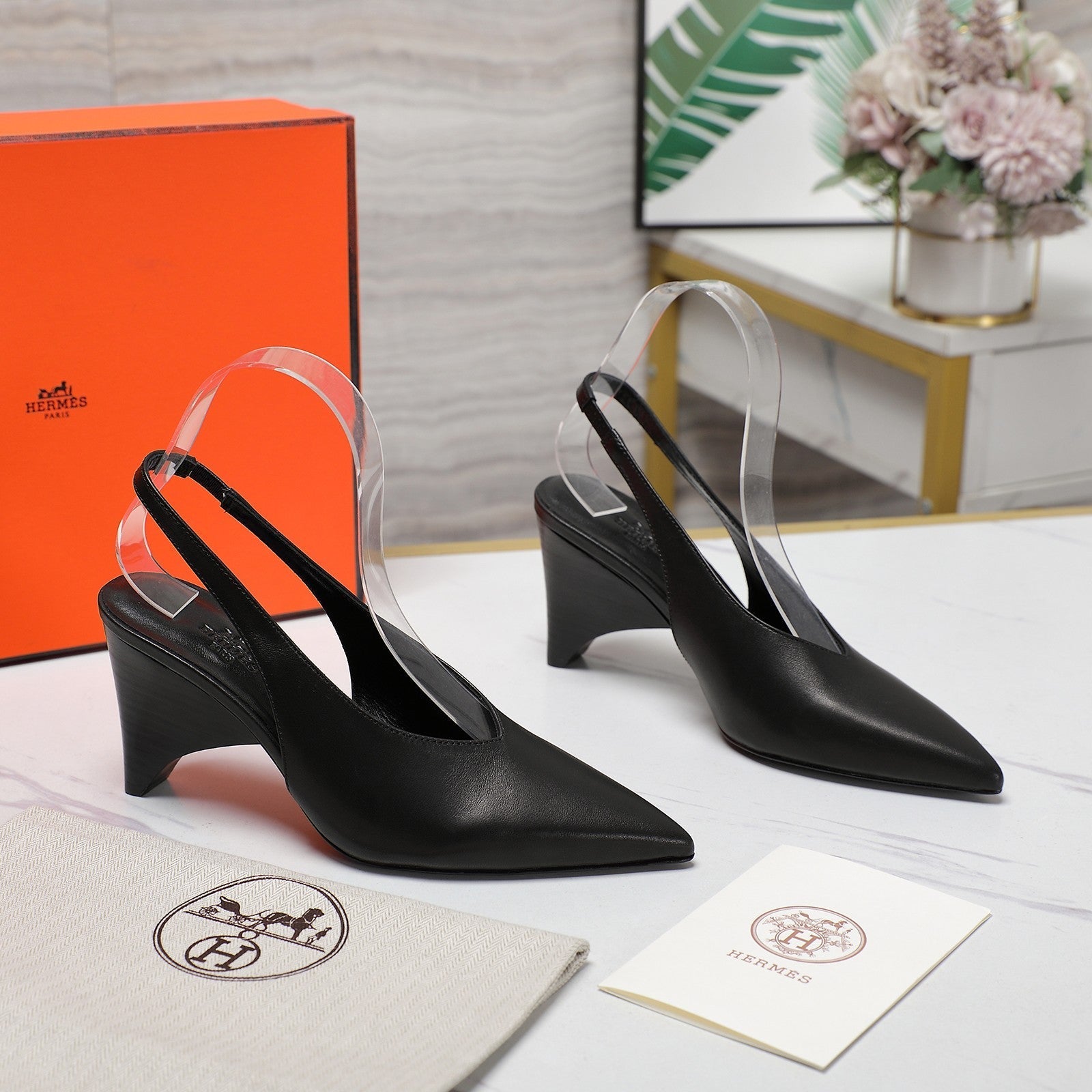 HM  Classic High-Heeled Slingback 70mm Black Sheepskin 547641