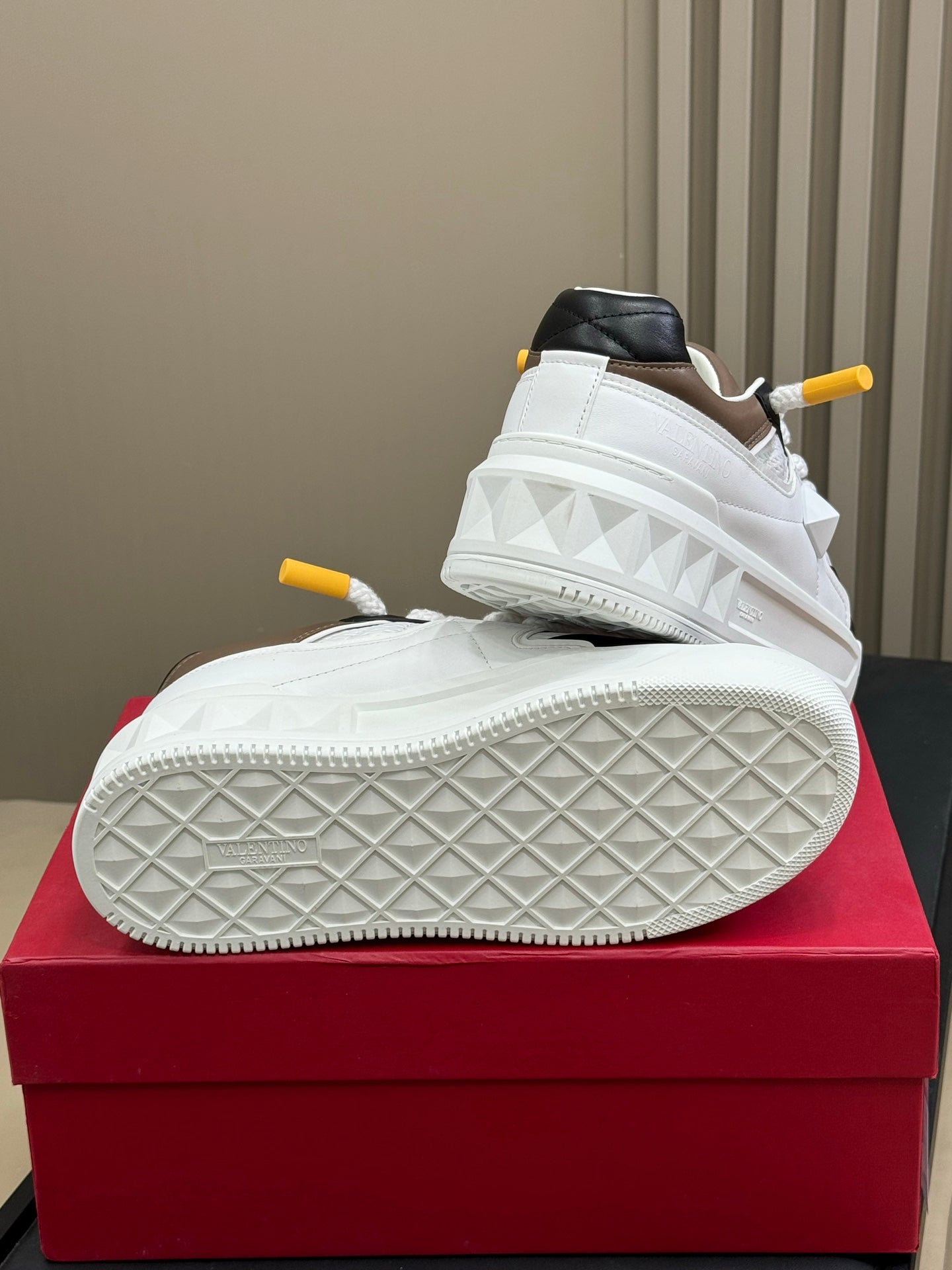 VT 2025 Sneakers White mix Colors Frabic Cowhide 548574