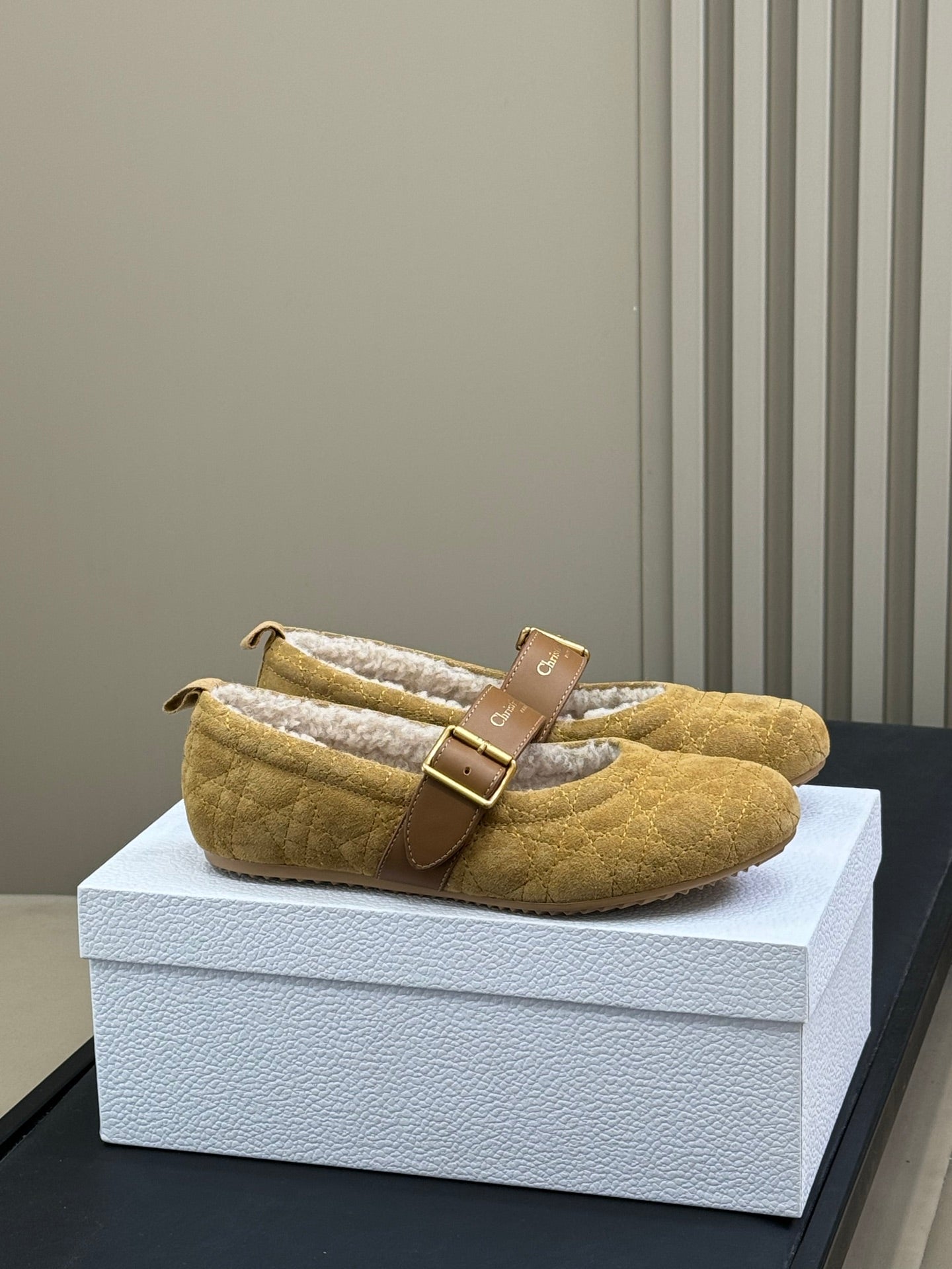 CD Alps Dior Frost Ballet Flat Amber Gold Suede Wool 561808
