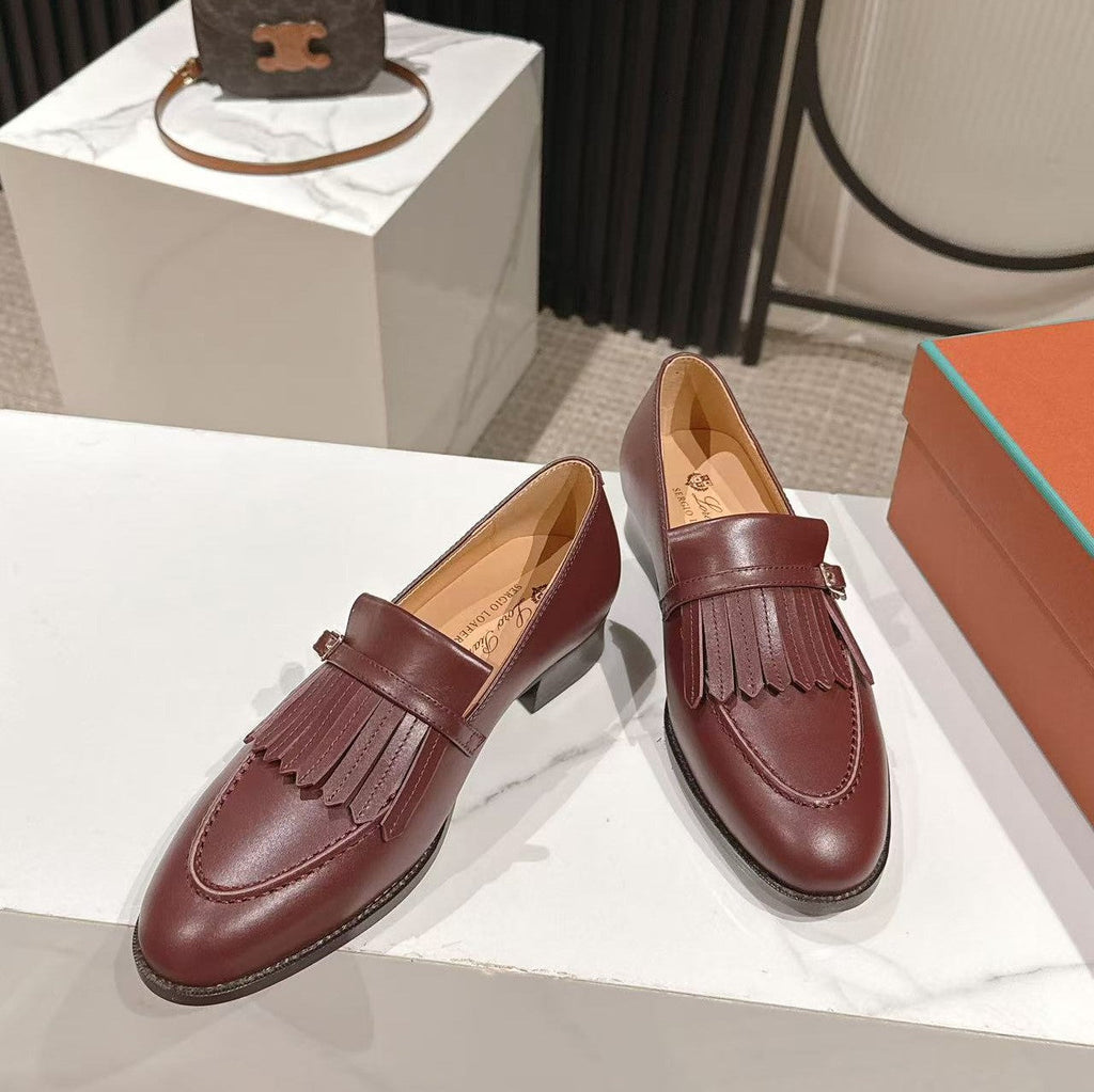 LP Pennan Fringe Burgundy Cowhide 564800