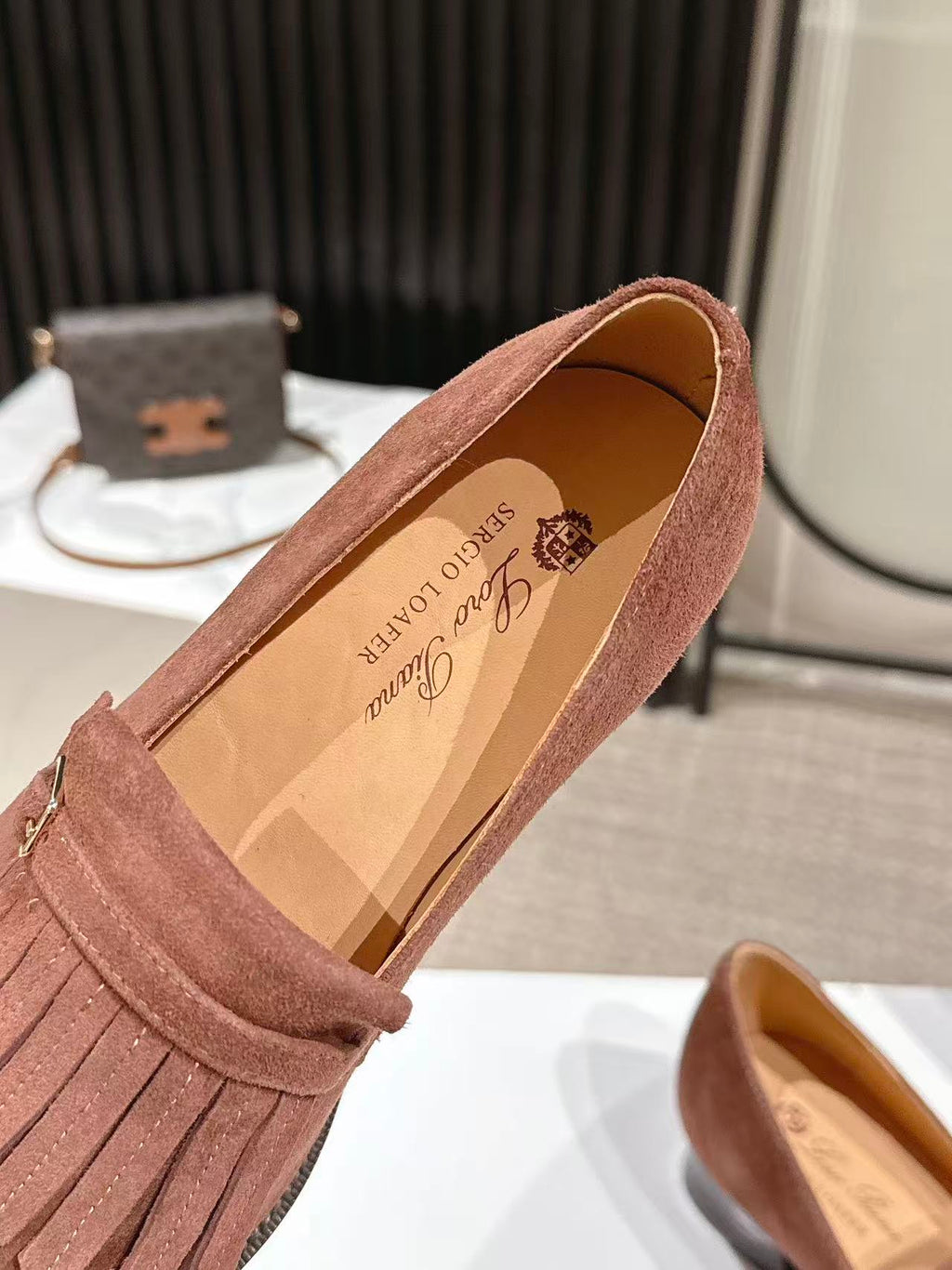 LP Pennan Fringe Burnt Clay Suede 564802