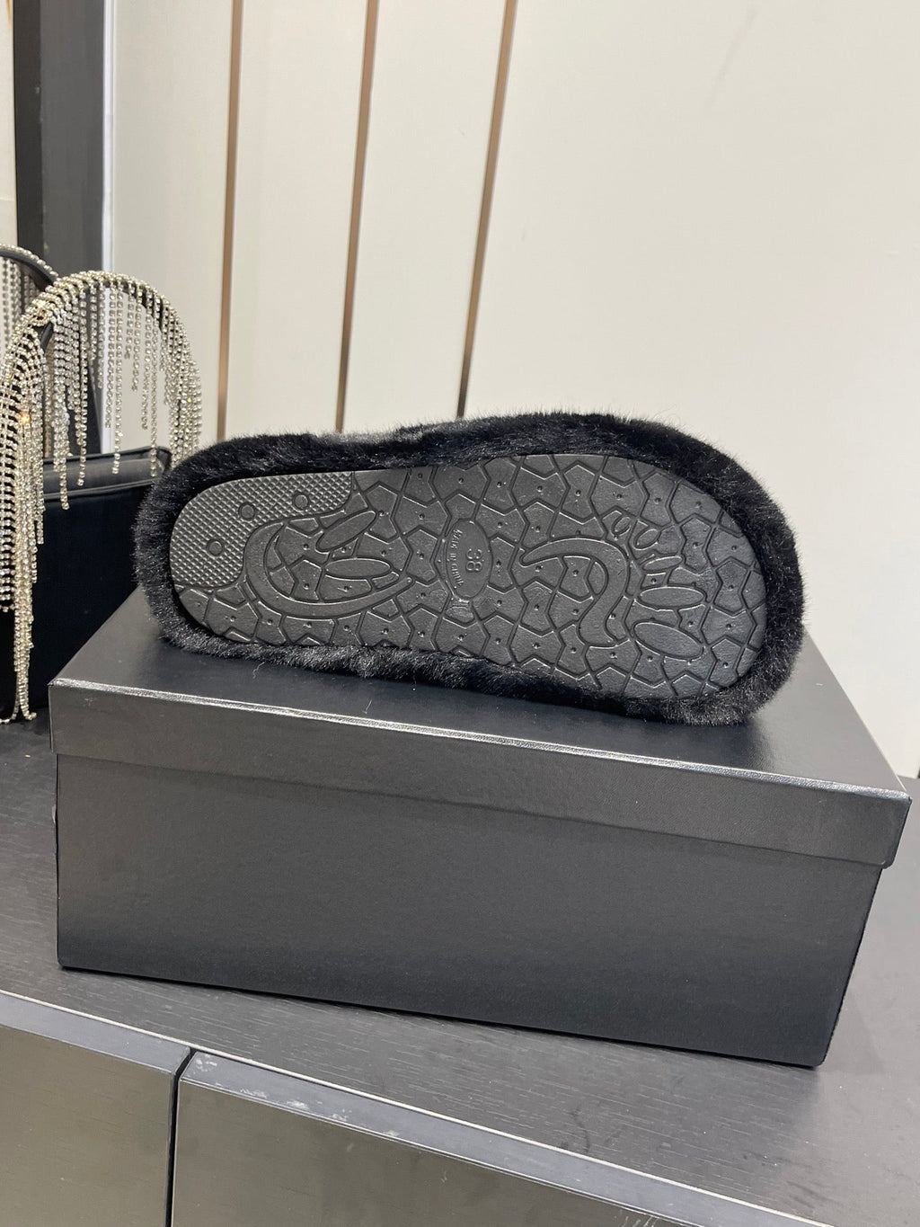 CC Double C Furry Slippers Black Fur 554698