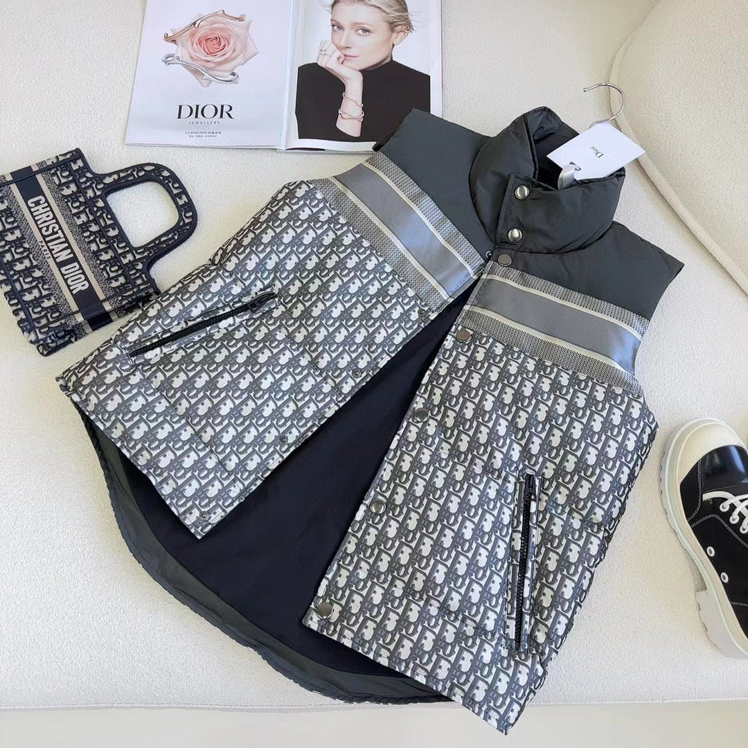 CD 25 Sleeveless Vest Gray Black Down Polyester 319280