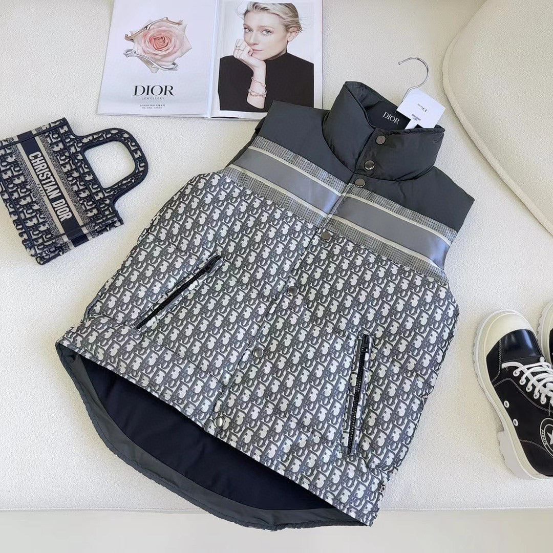 CD 25 Sleeveless Vest Gray Black Down Polyester 319280