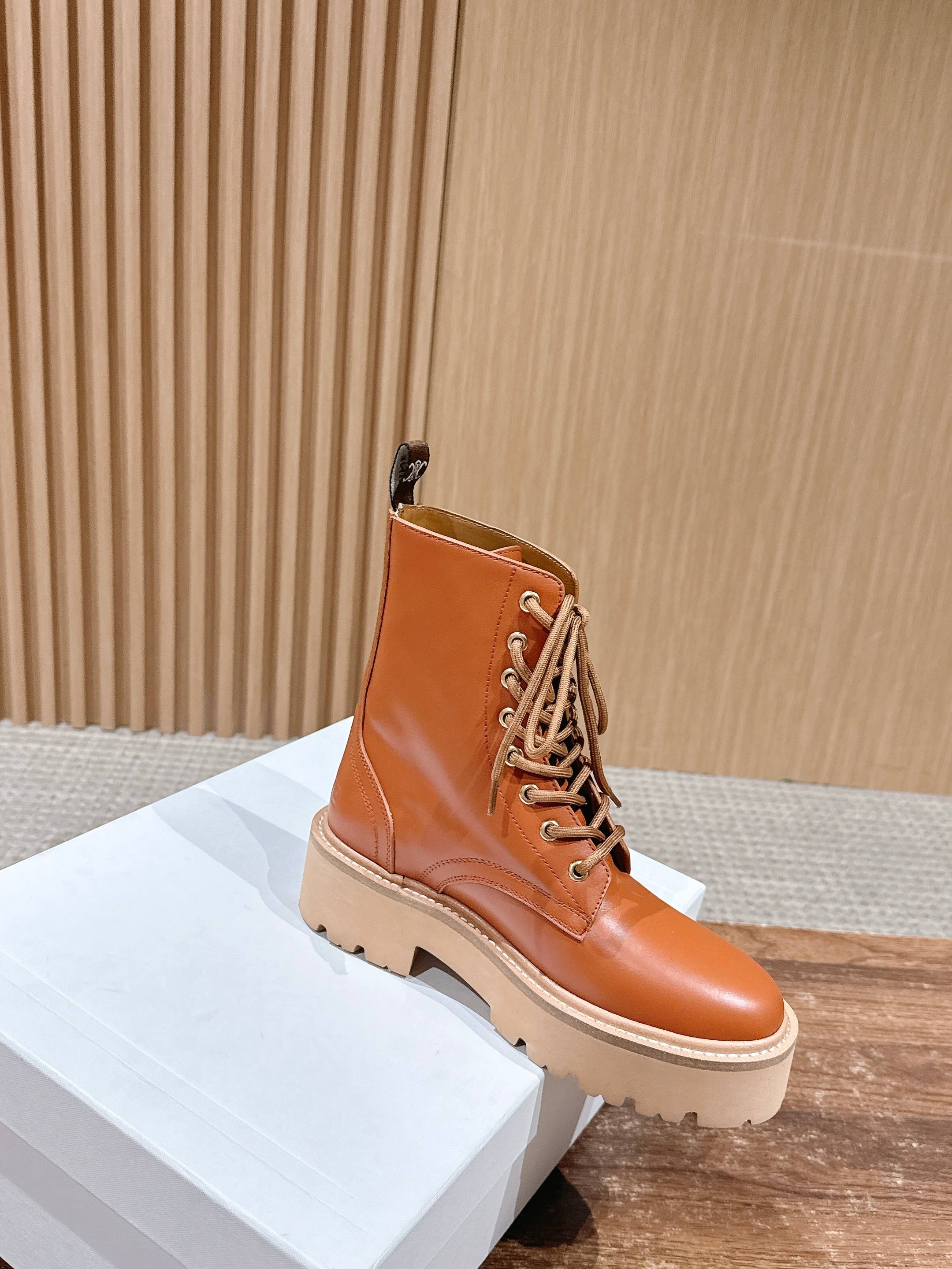 Celine 25 Boot Brown Calfskin 554010