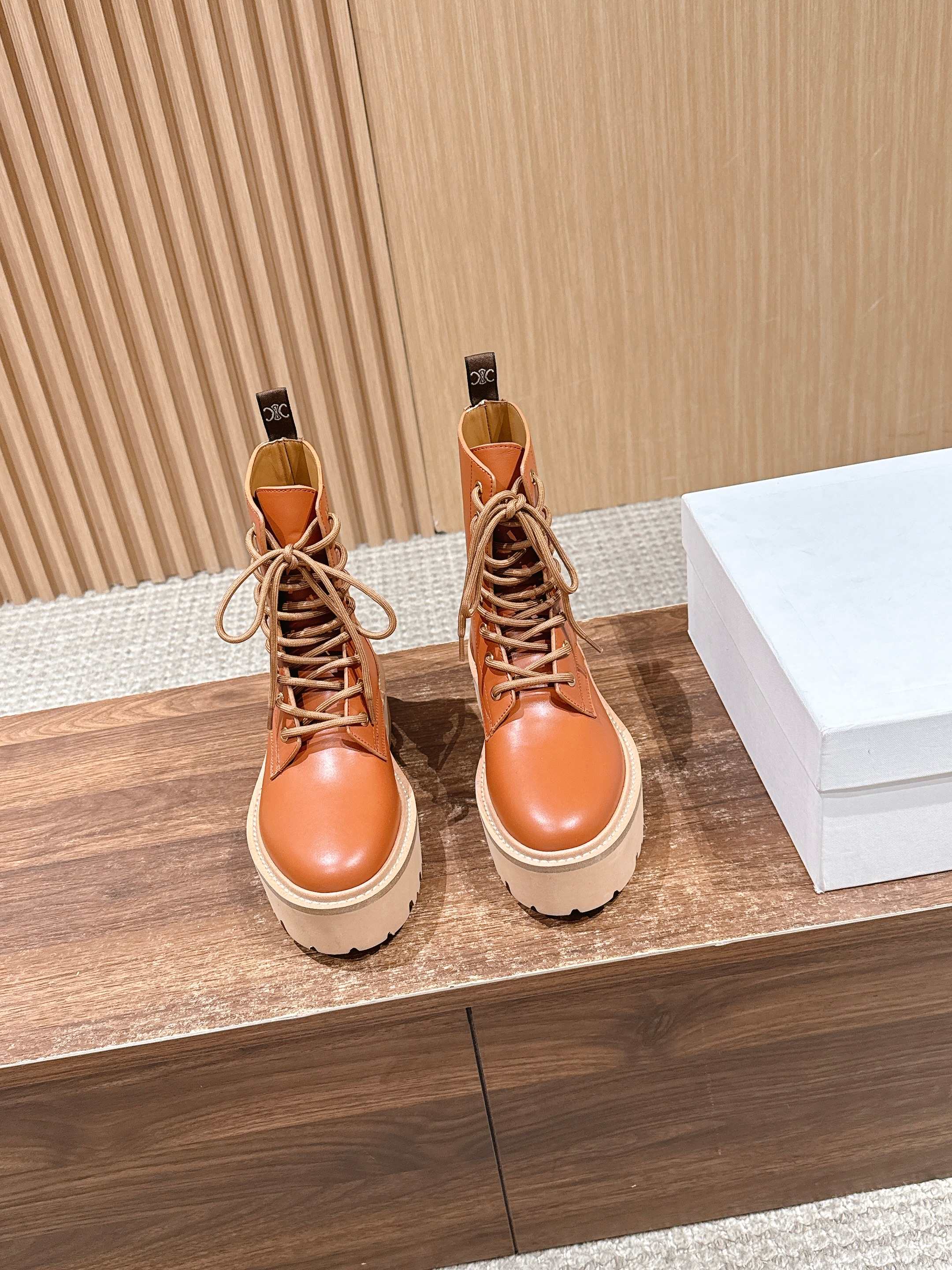 Celine 25 Boot Brown Calfskin 554010