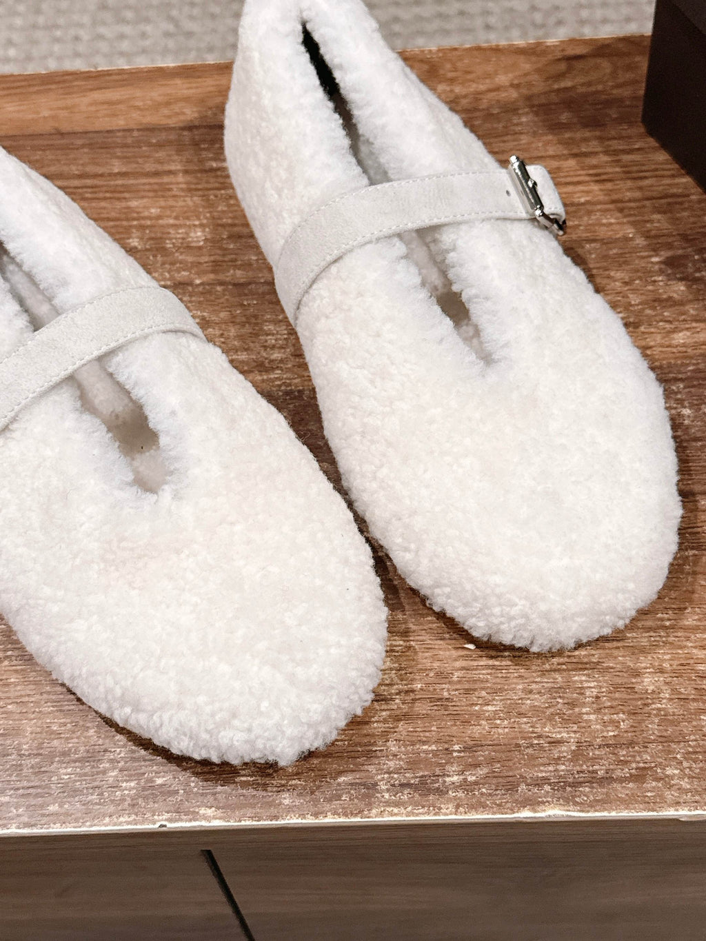 Alaia 2025 Ballet Flat Cream Wool 553828