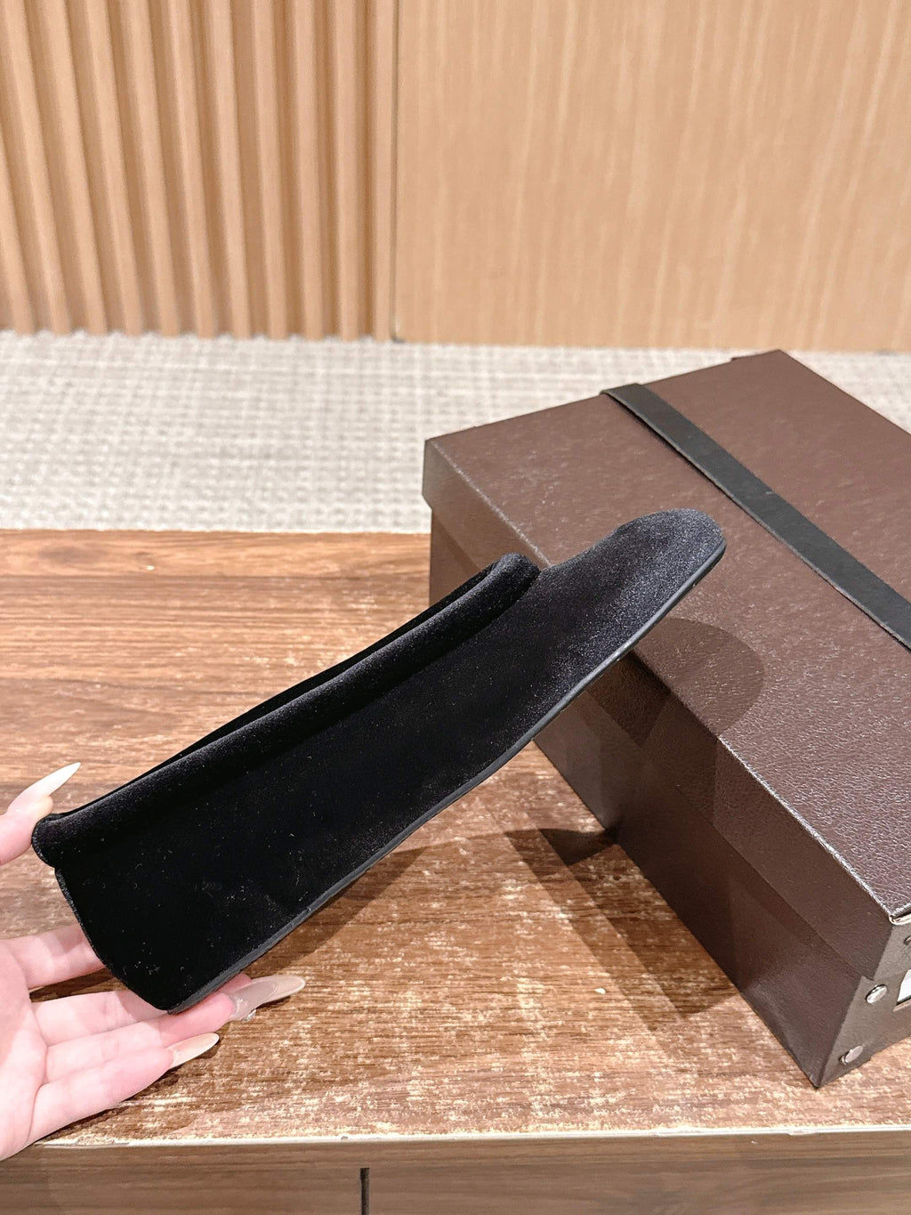 Alaia 2025 Ballet Flat Black Velvet 553856