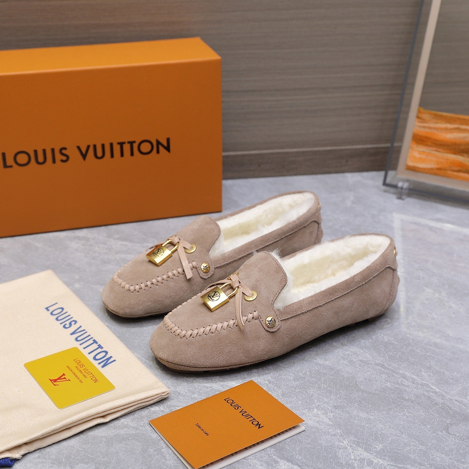 LV Flore Car Shoe Taupe Suede Wool 547249