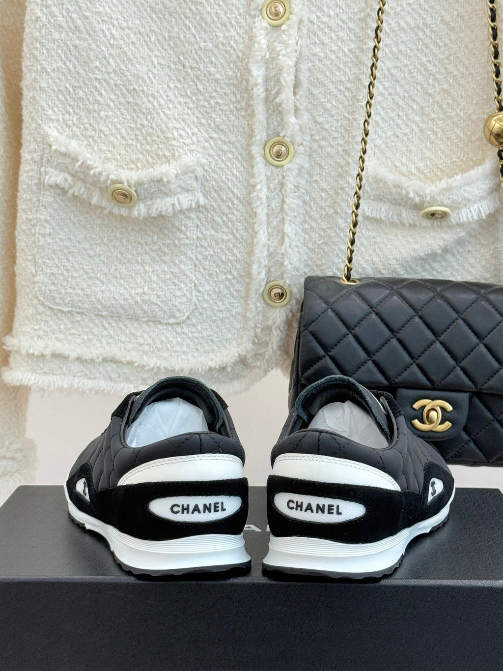 Cruise 2025/26 Trainers Black Suede Fabric