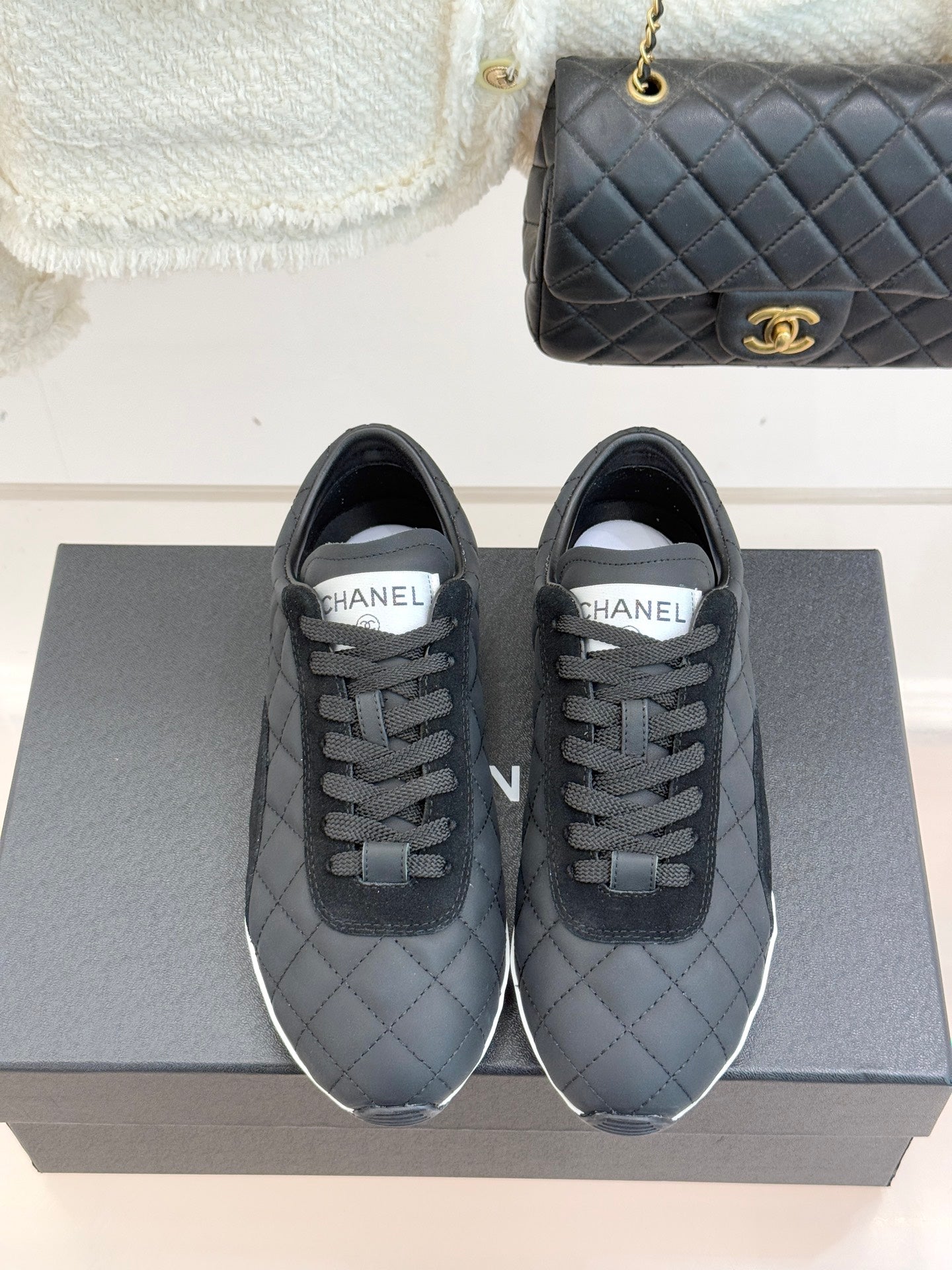 Cruise 2025/26 Trainers Black Suede Fabric