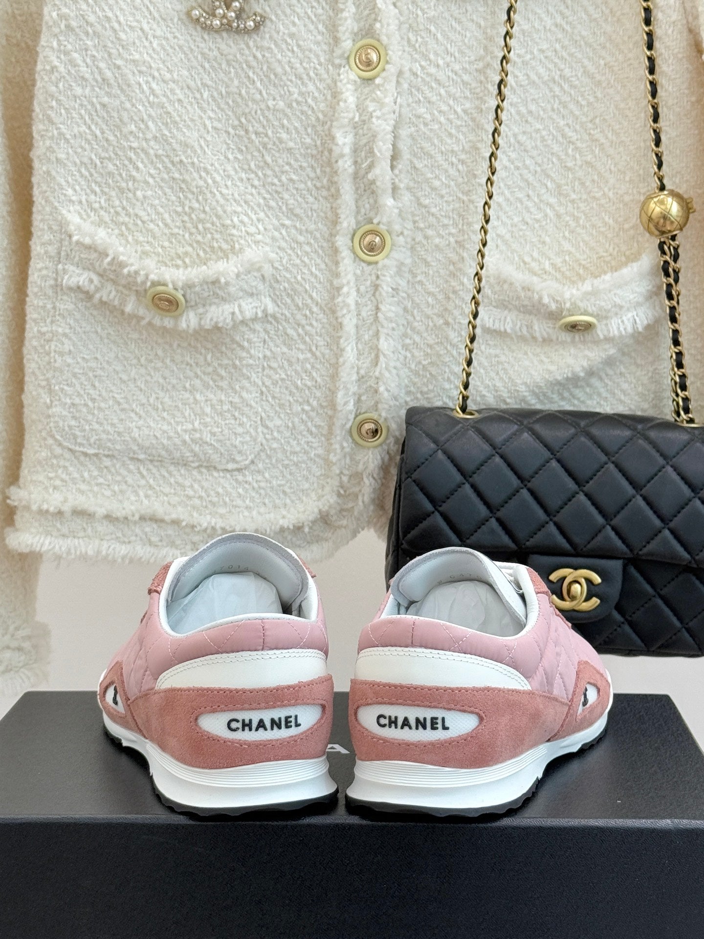Cruise 2025/26 Trainers Cream Pink Suede Fabric