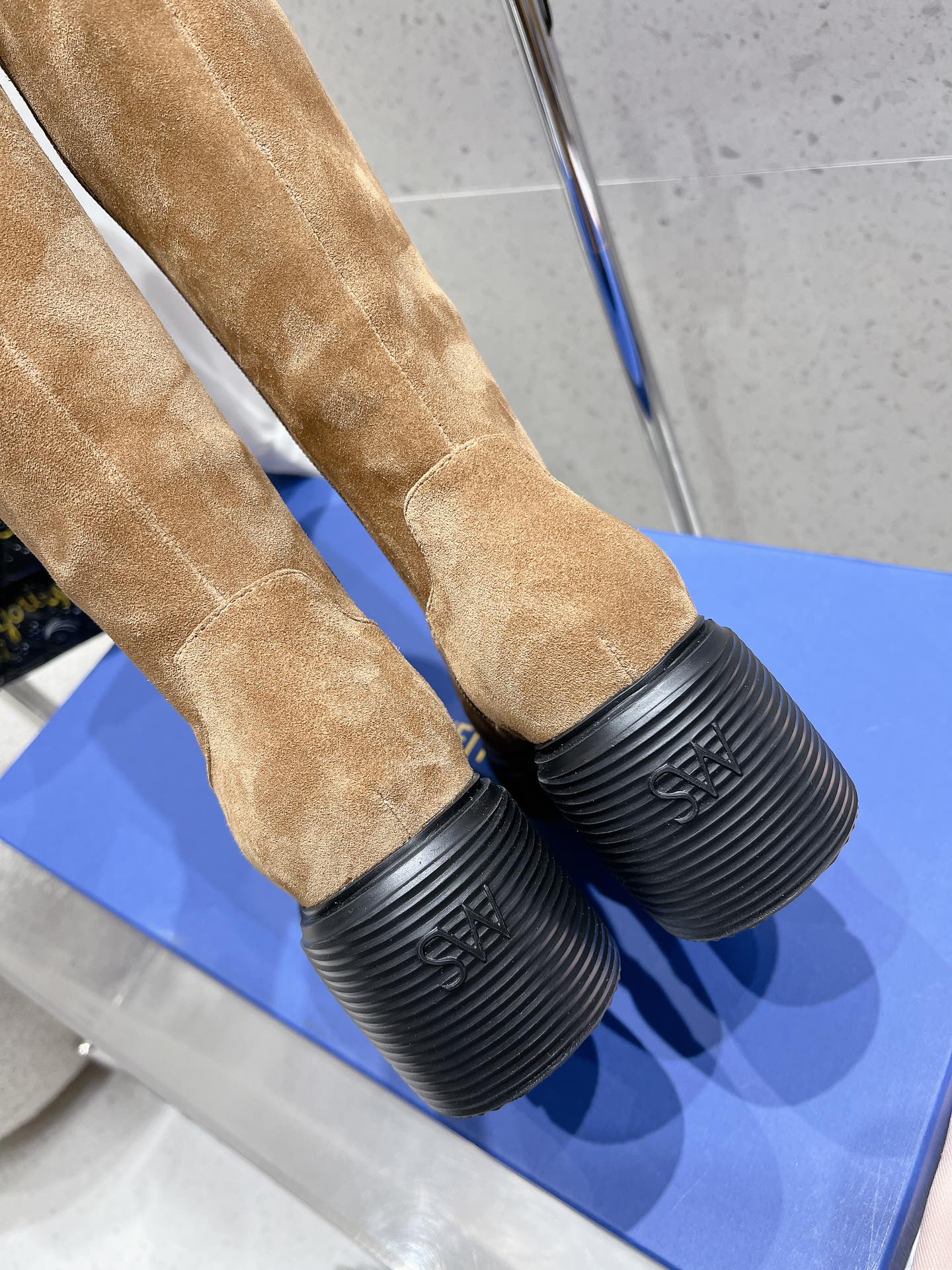 SW 5050 Ultralift Boot Brown Suede 554350