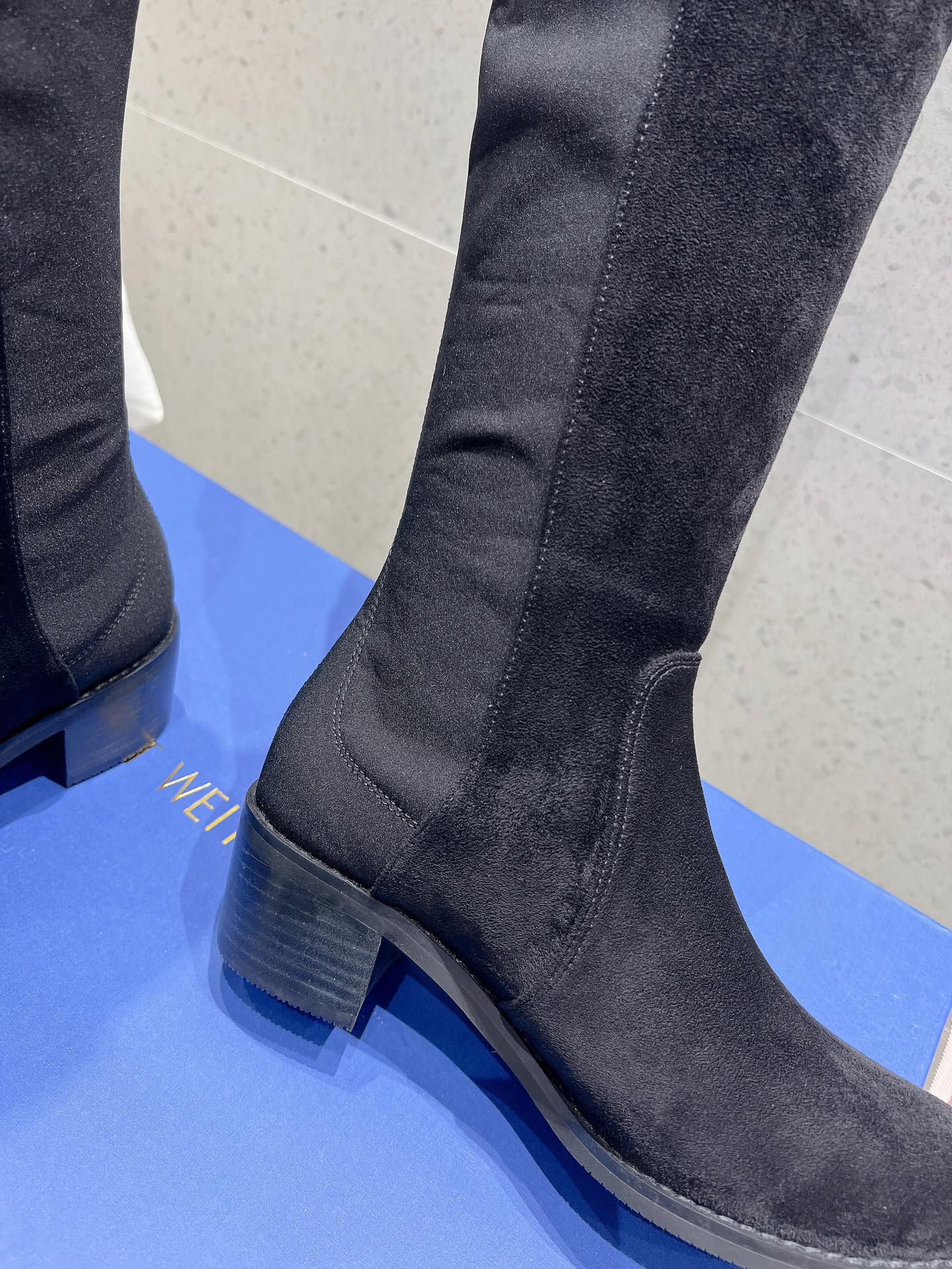 SW Soho Knee-High Boot Black Suede & Nucbuck Leather 554355