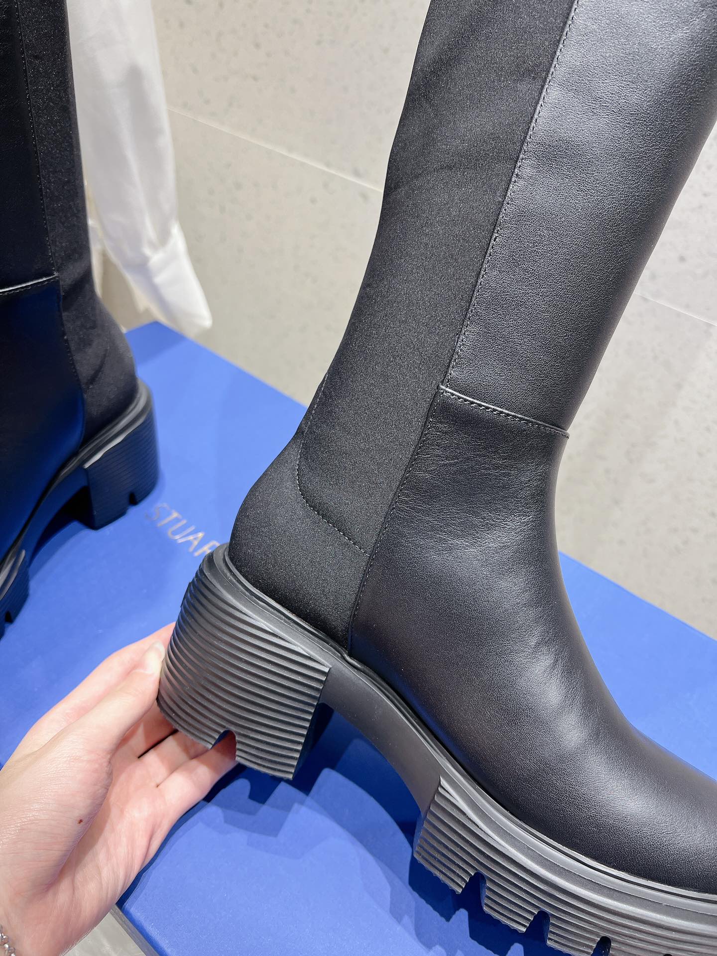 SW Soho Knee-High Boot Black Cowhide & Nucbuck Leather 554356