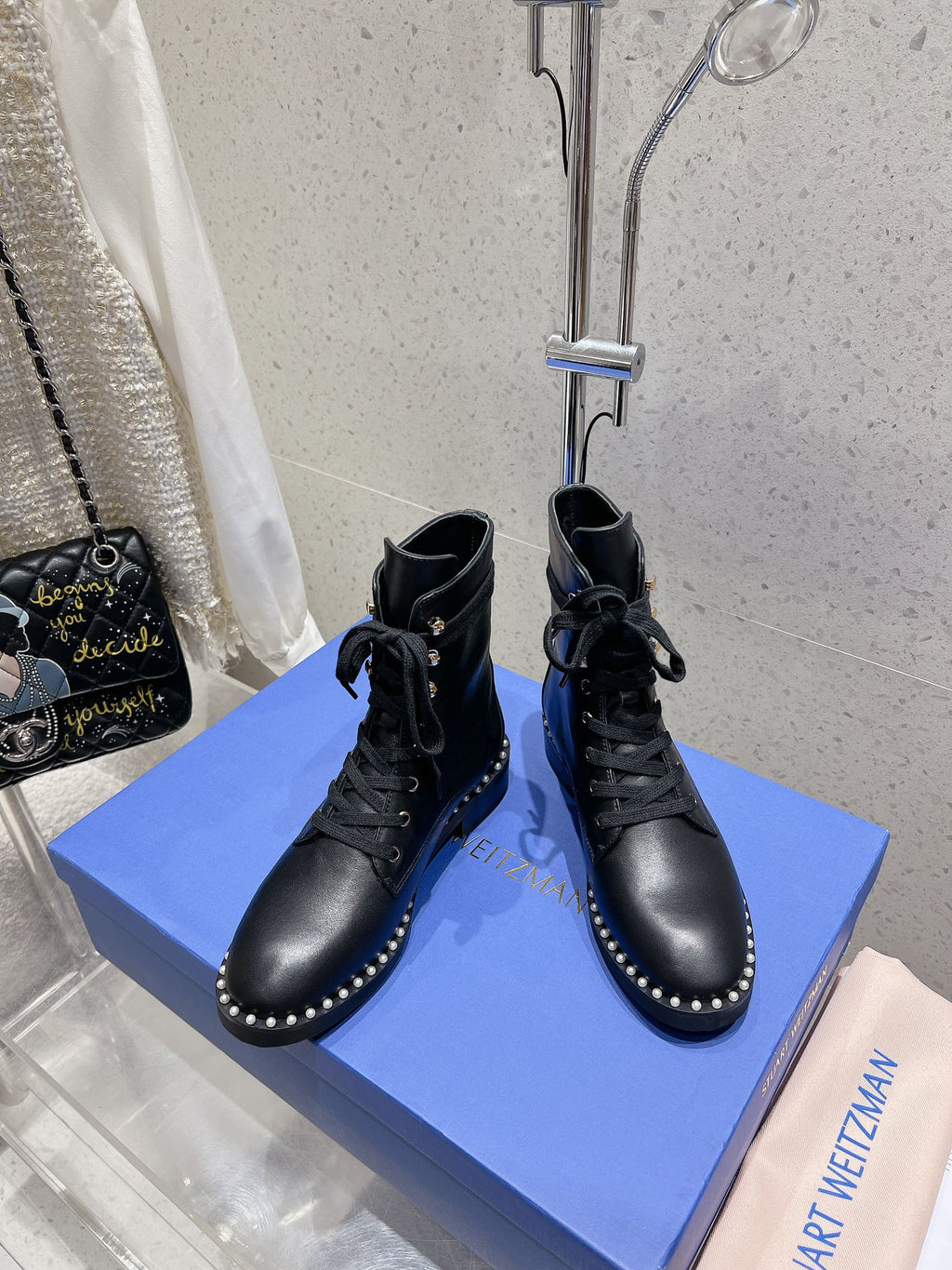 SW Mckenzee Boot with Pearl Chain Black Leather 554361