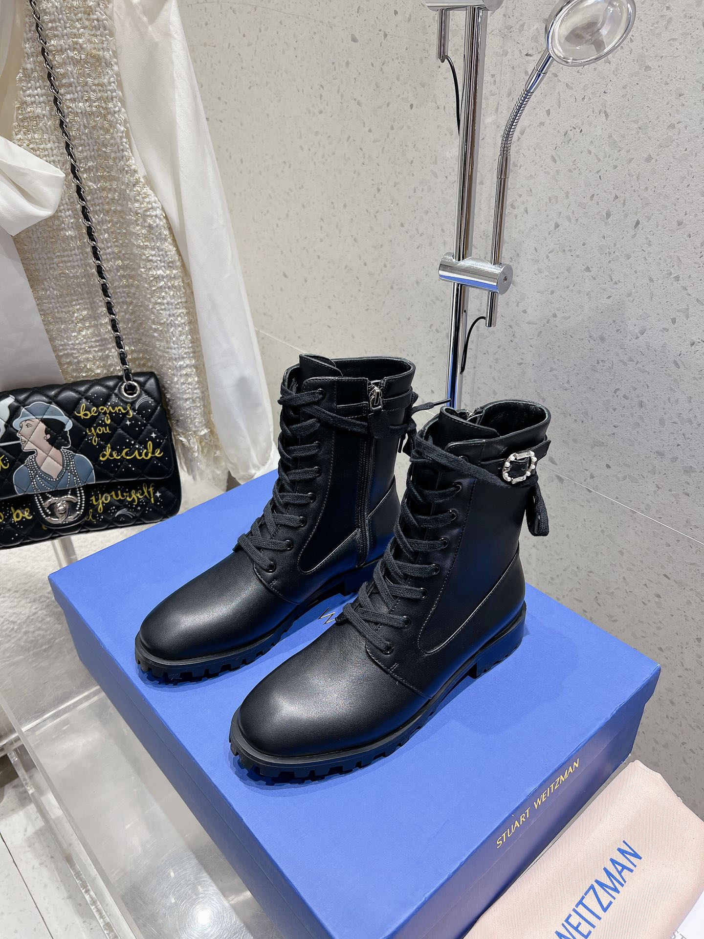 SW Mckenzee Boot with Buckle Black Leather 554362