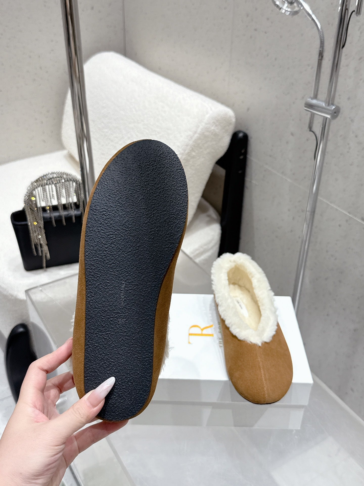 The Row 25ss Ballet Flat Brown Nubuck Leather Fur 554387