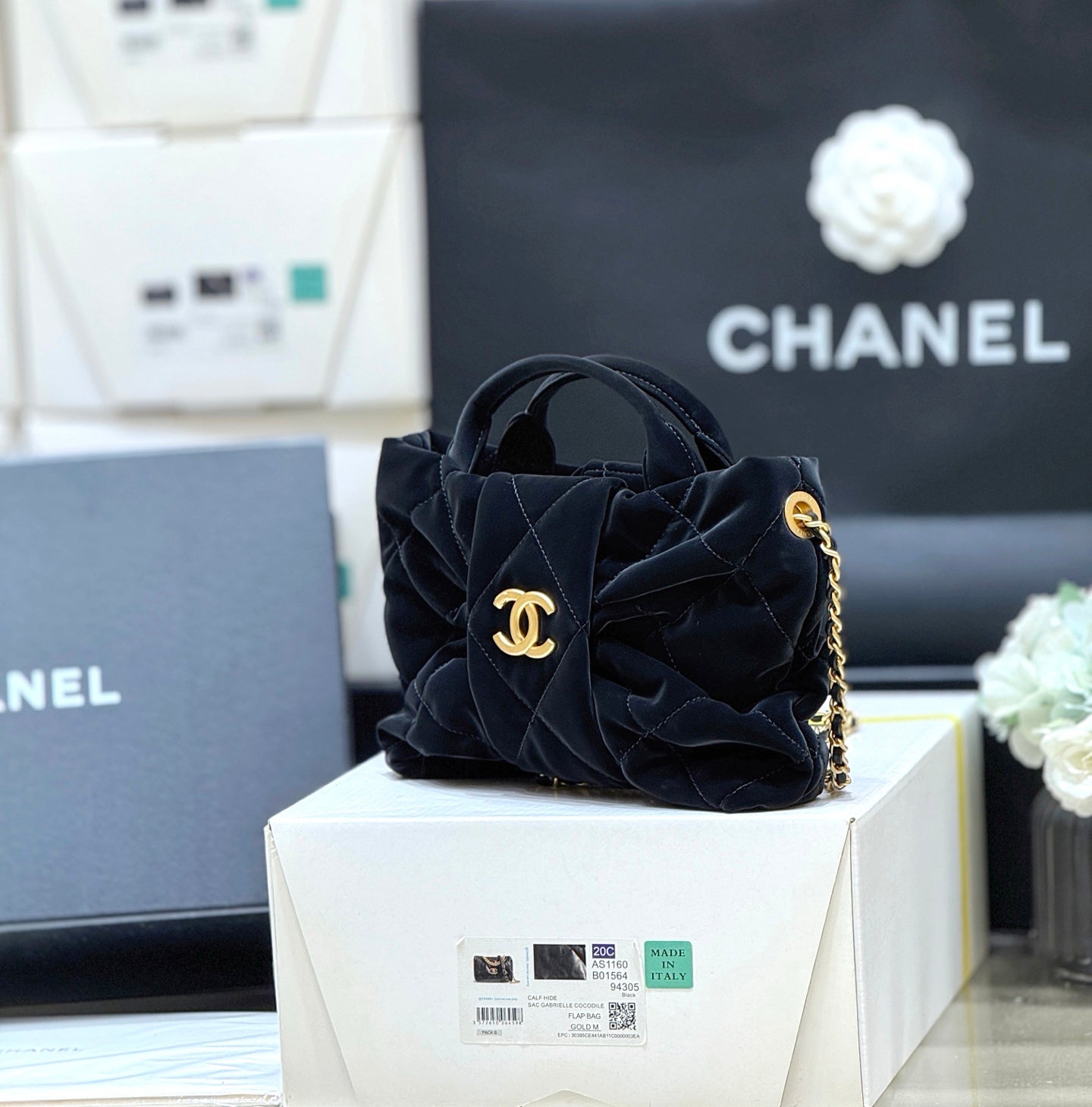 Chanel 2025 Bow Bag 26cm Black Velvet 346049