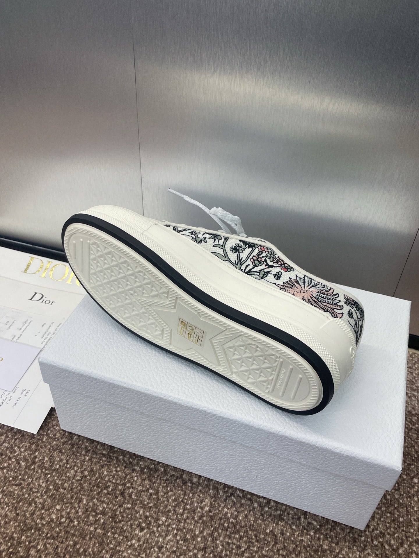 CD Walk'n Dior Multicolor Floral Fabric Cowhide 551450