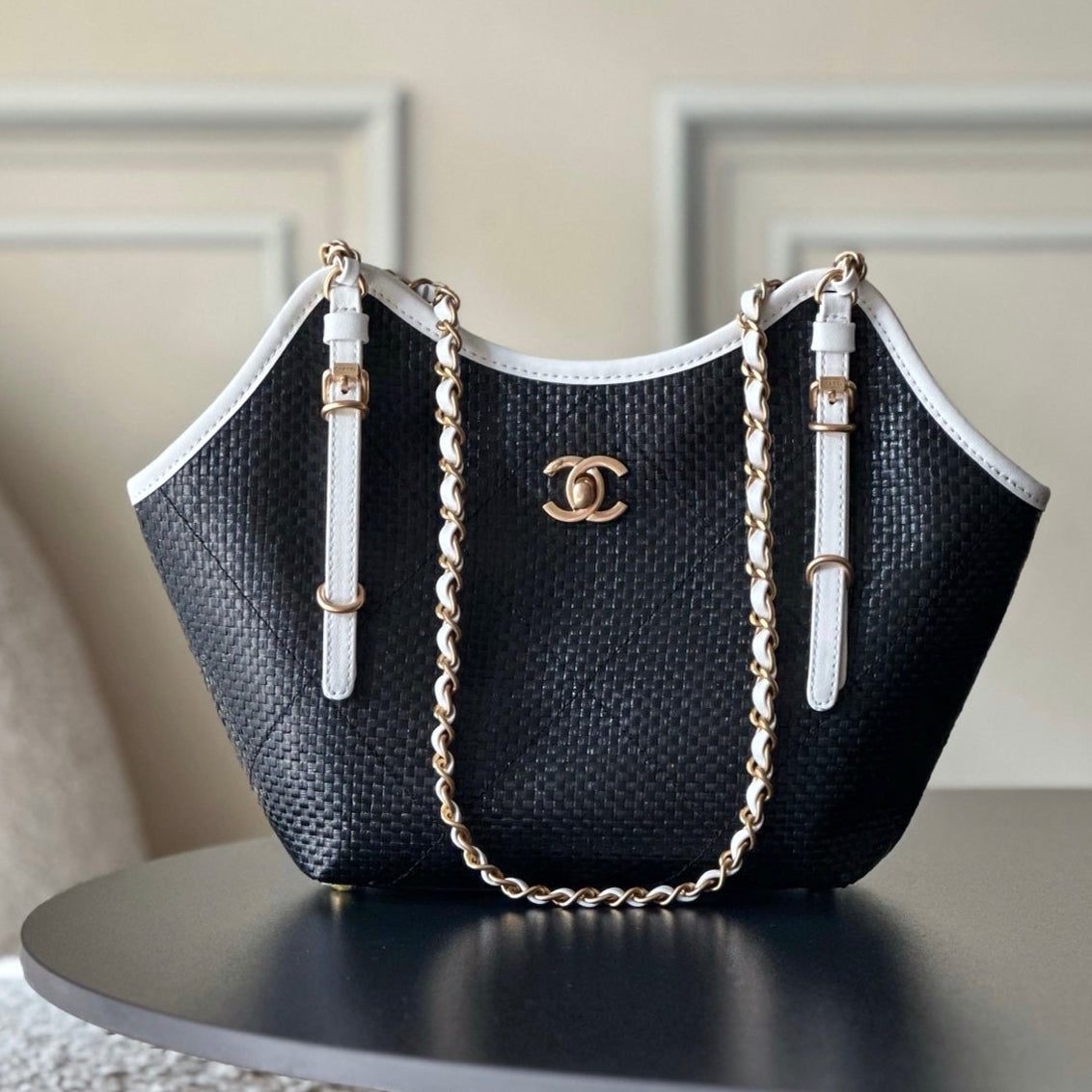 Chanel 2025 Maxi Hobo Bag 31cm Black mix White Straw Leather 320857