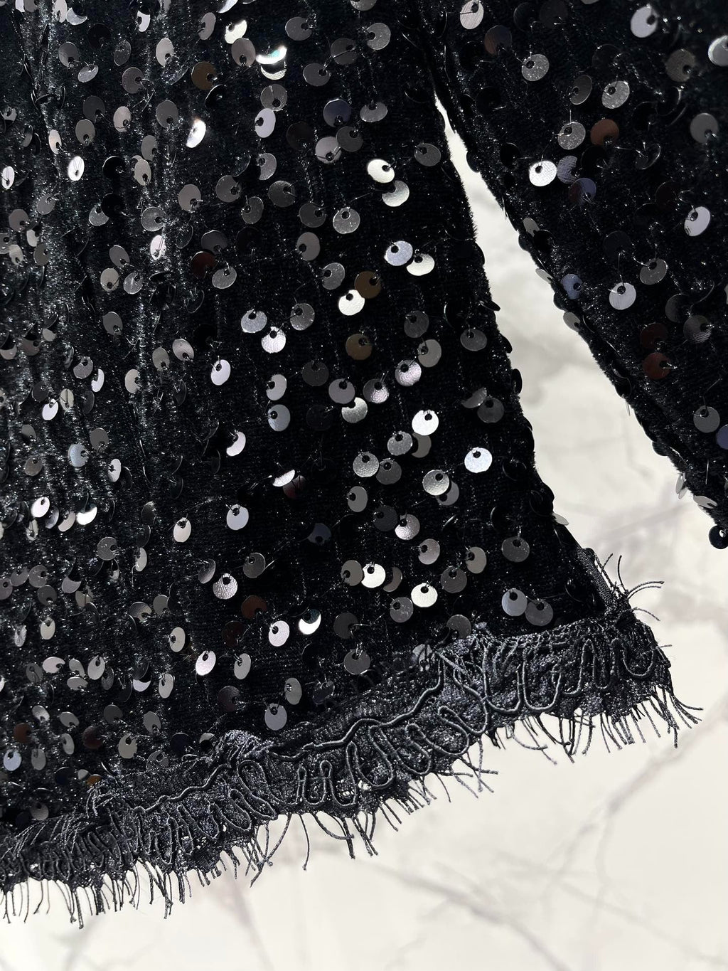 YSL 25S V-NECK TOP STYLE 125