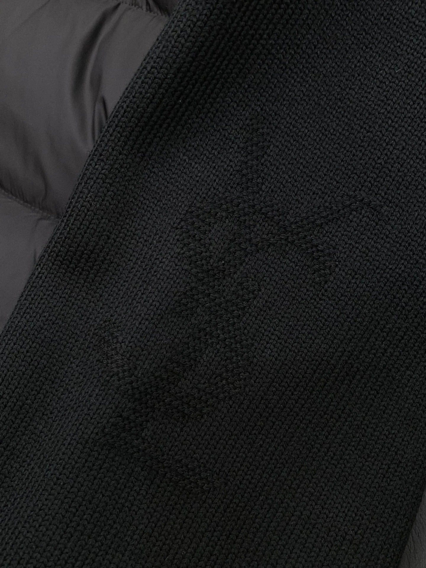 YSL 25S PUFFER JACKET STYLE 116