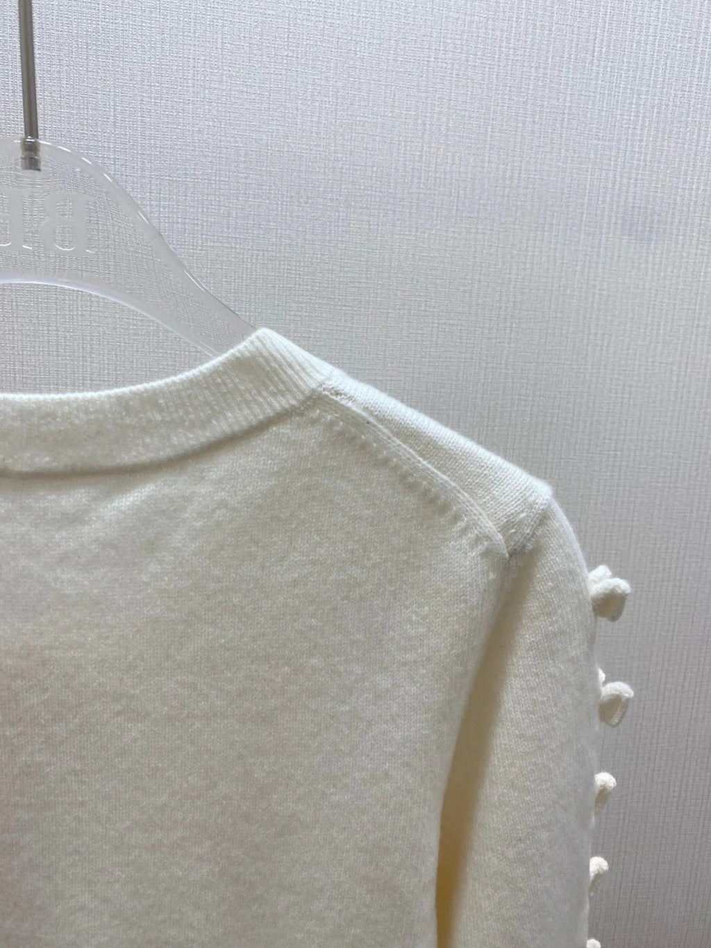 CHANEL 25S SHORT-SLEEVE ROUND-NECK KNIT CARDIGAN 317