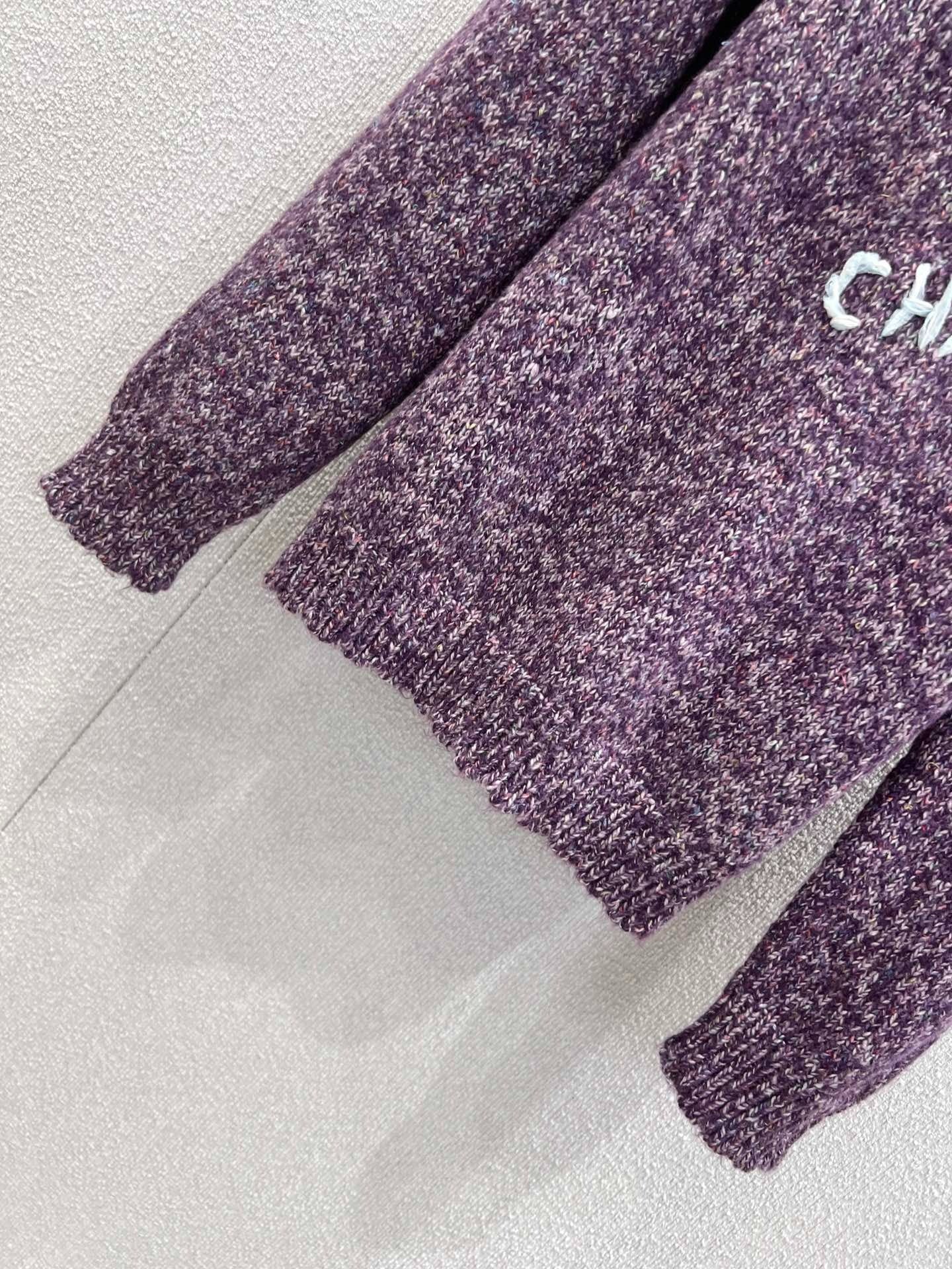 CHANEL 25S KNITTED CASHMERE SWEATER 232683
