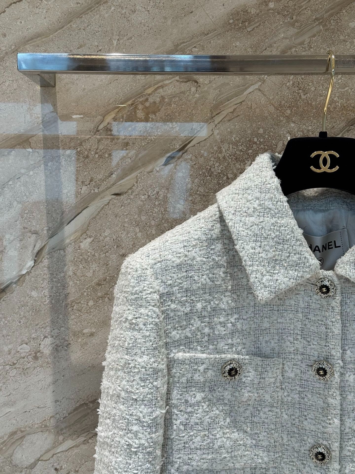 CHANEL 25S TWEED COAT 320