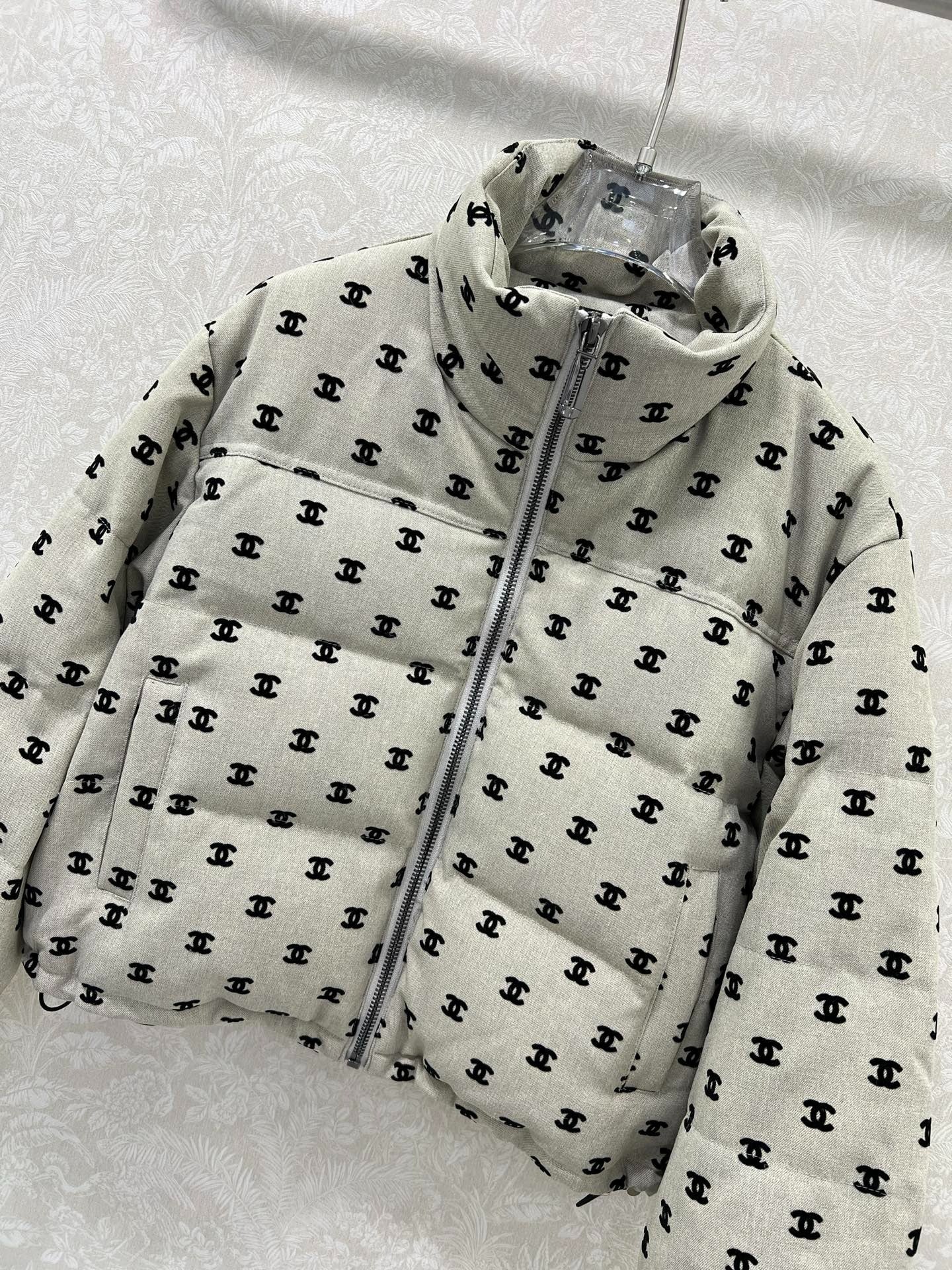 CHANEL 25S DOWN JACKET 311