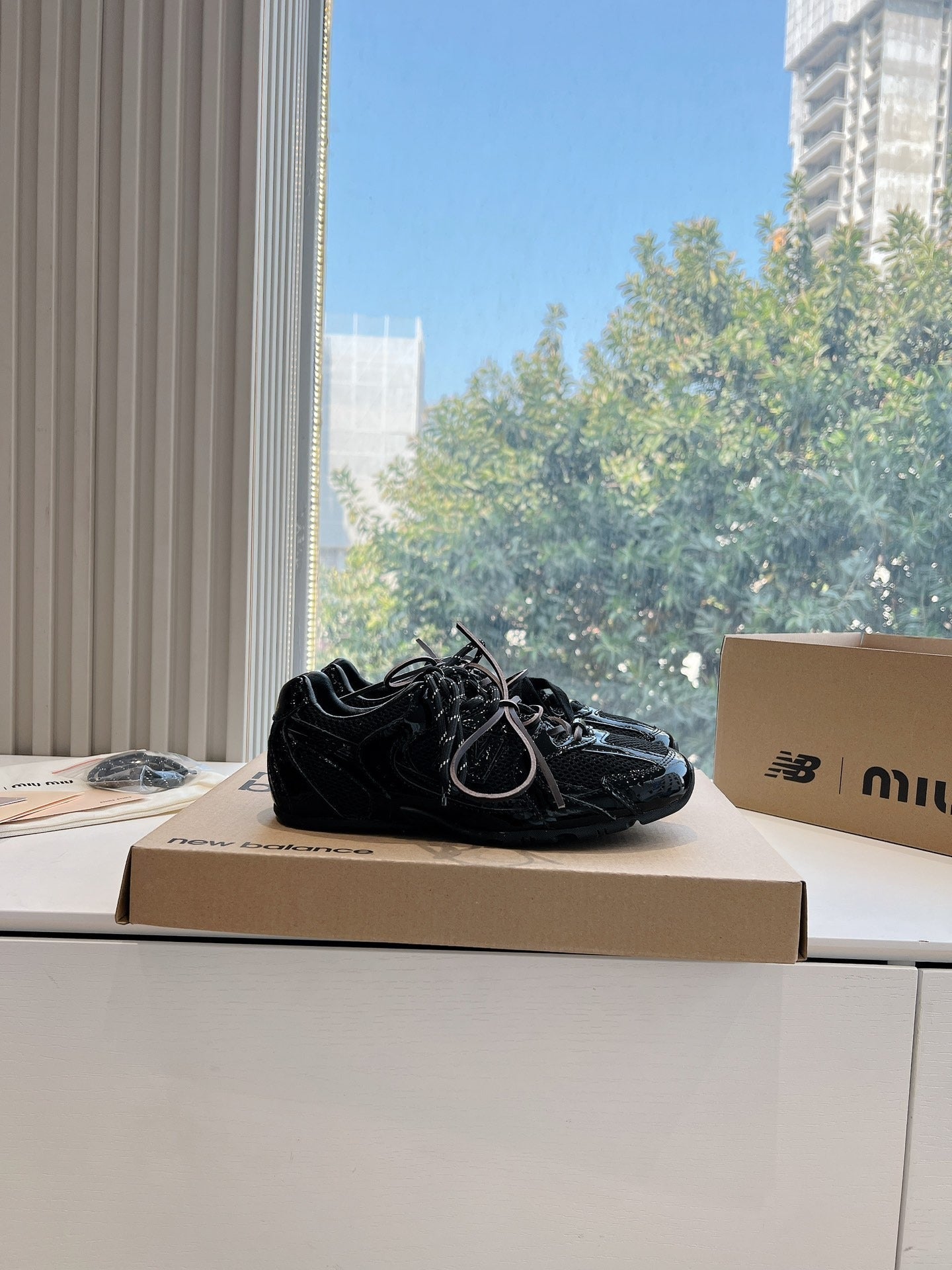 Miumi x Newbalance Sneaker Black Mesh Patent Leather