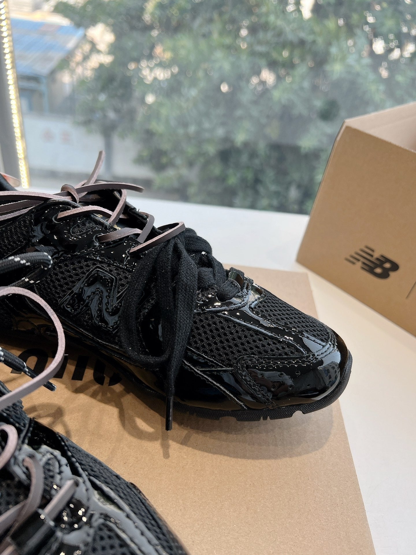 Miumi x Newbalance Sneaker Black Mesh Patent Leather