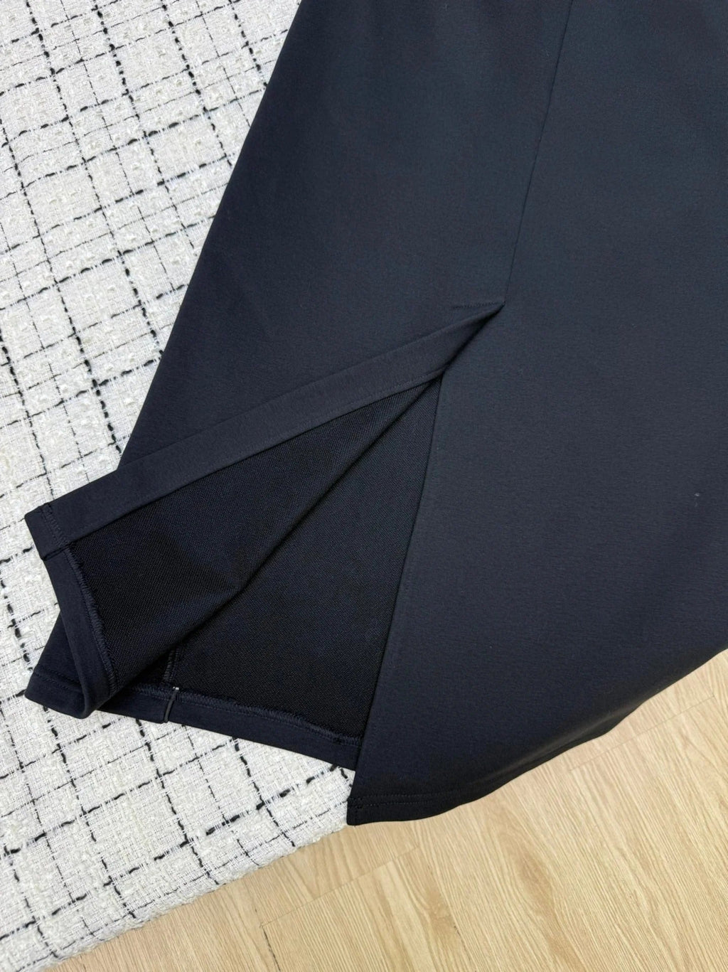 PRADA 25S MIDI SKIRT 330