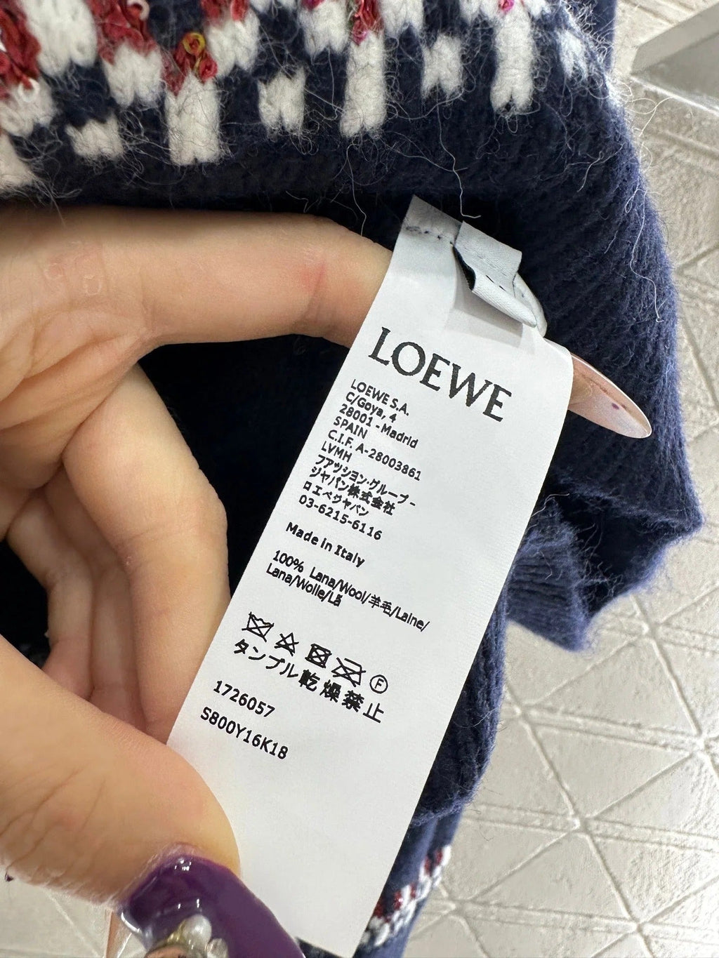 LOEWE SWEATER STYLE 302