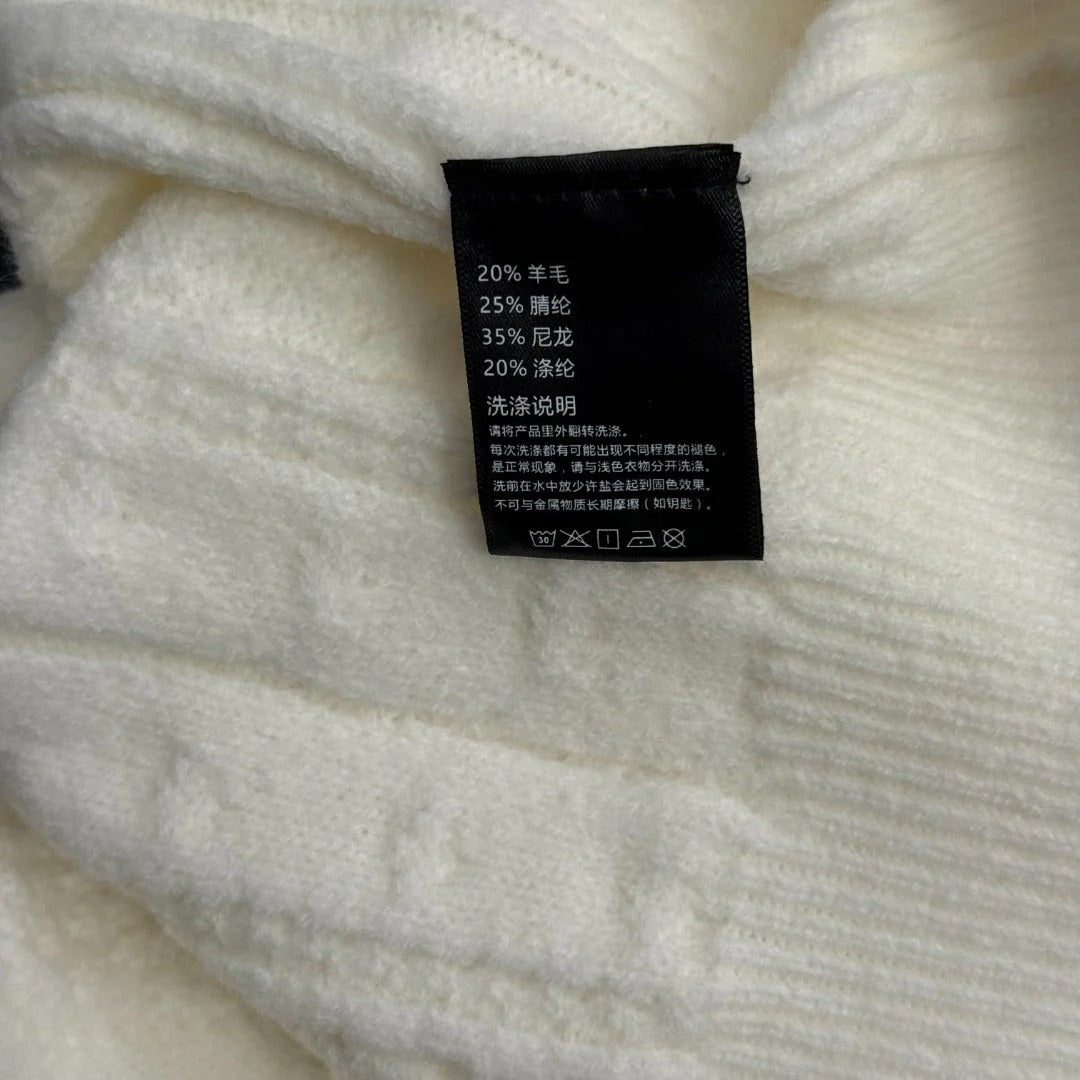 CHANEL 25S SWEATER 332