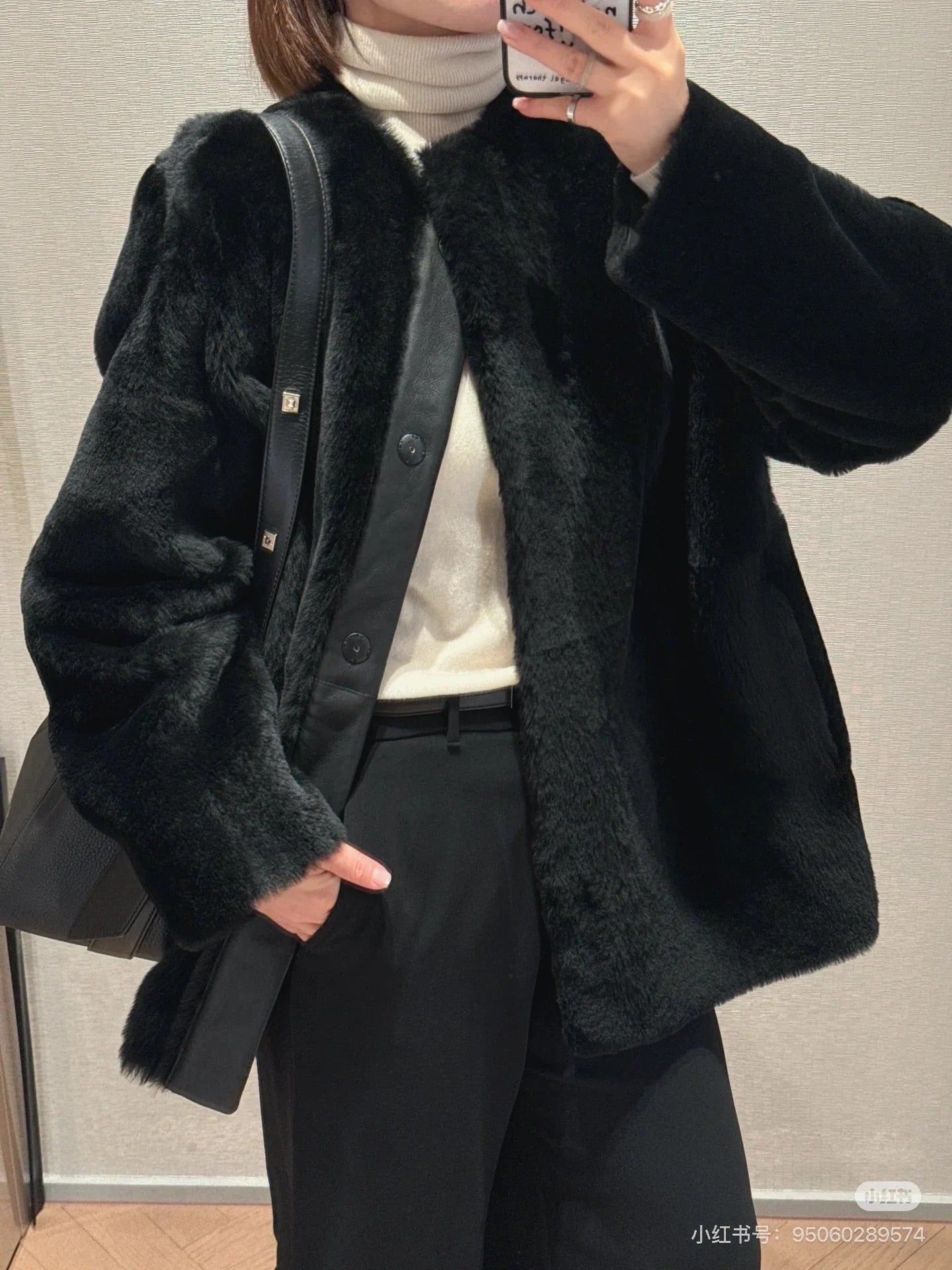 MAX MARA 25S SHEEPSKIN COAT 004