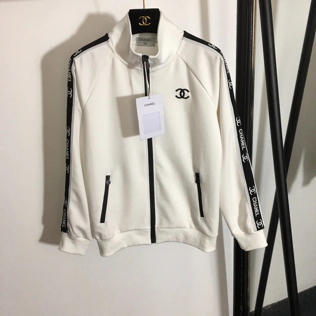 CHANEL 25S TRACKSUIT 322