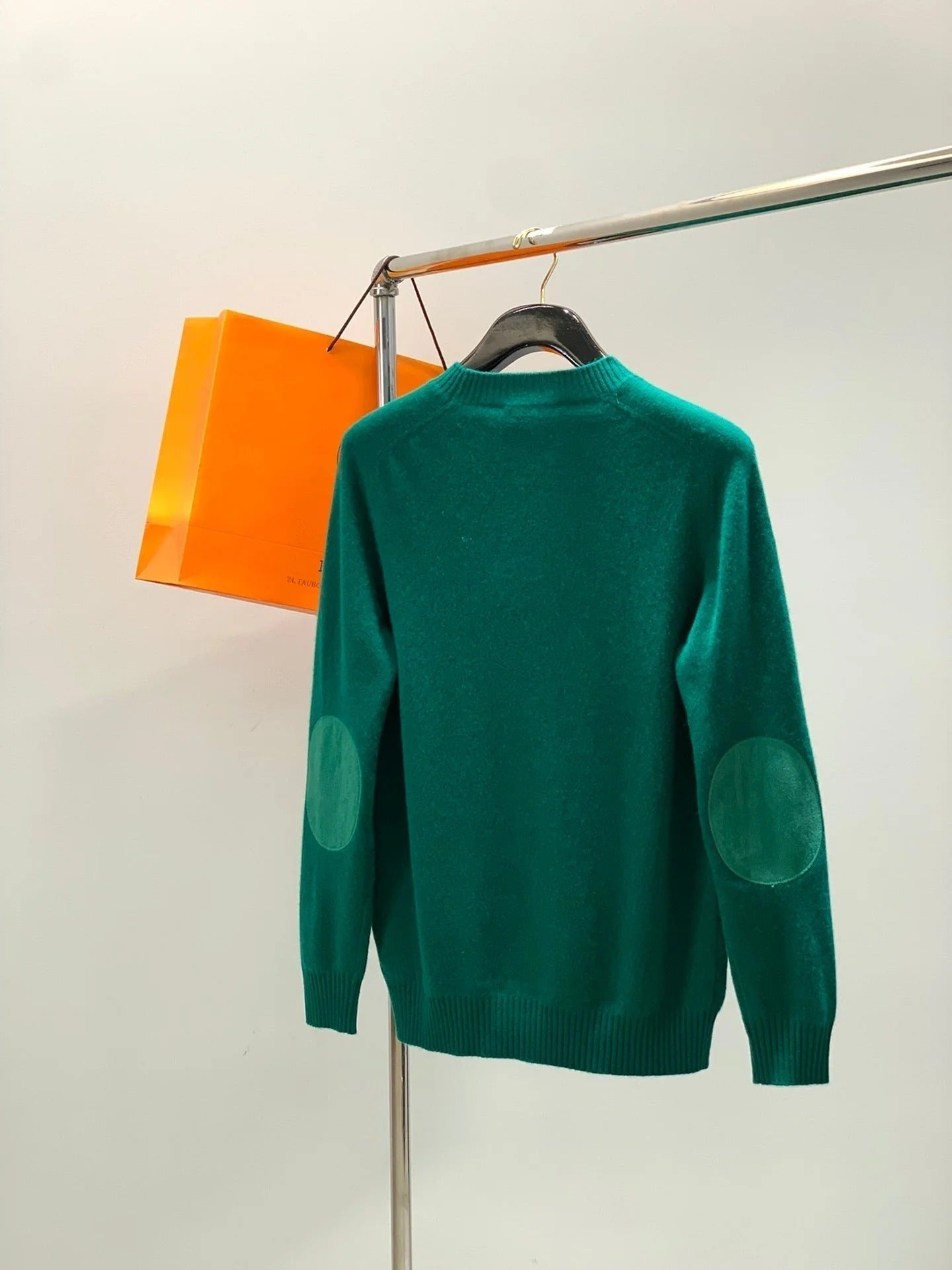 HERMES 25S LONG-SLEEVE KNITTED CREW NECK SWEATER 179