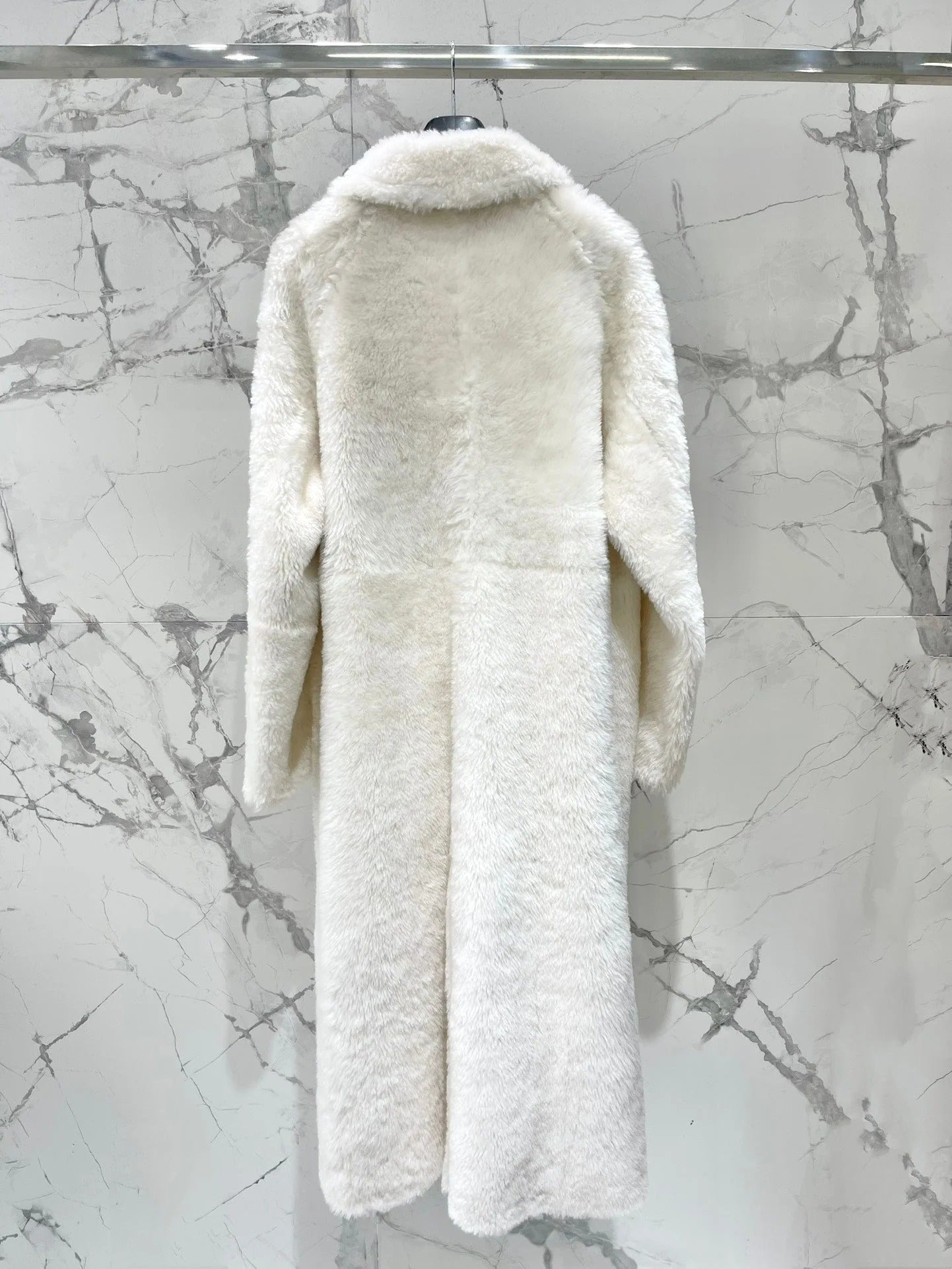 MAX MARA 25S SHEARLING COAT 212