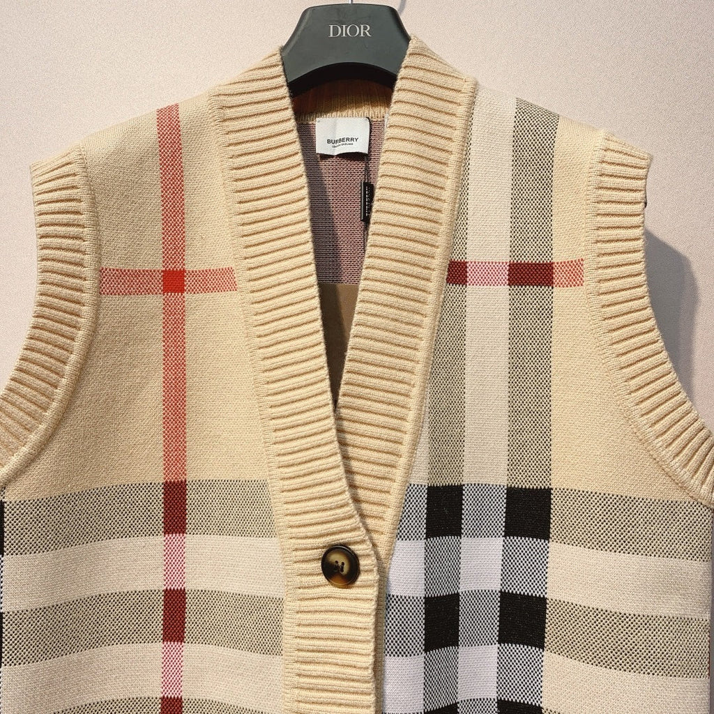 BURBERRY 25S KNIT VEST 294