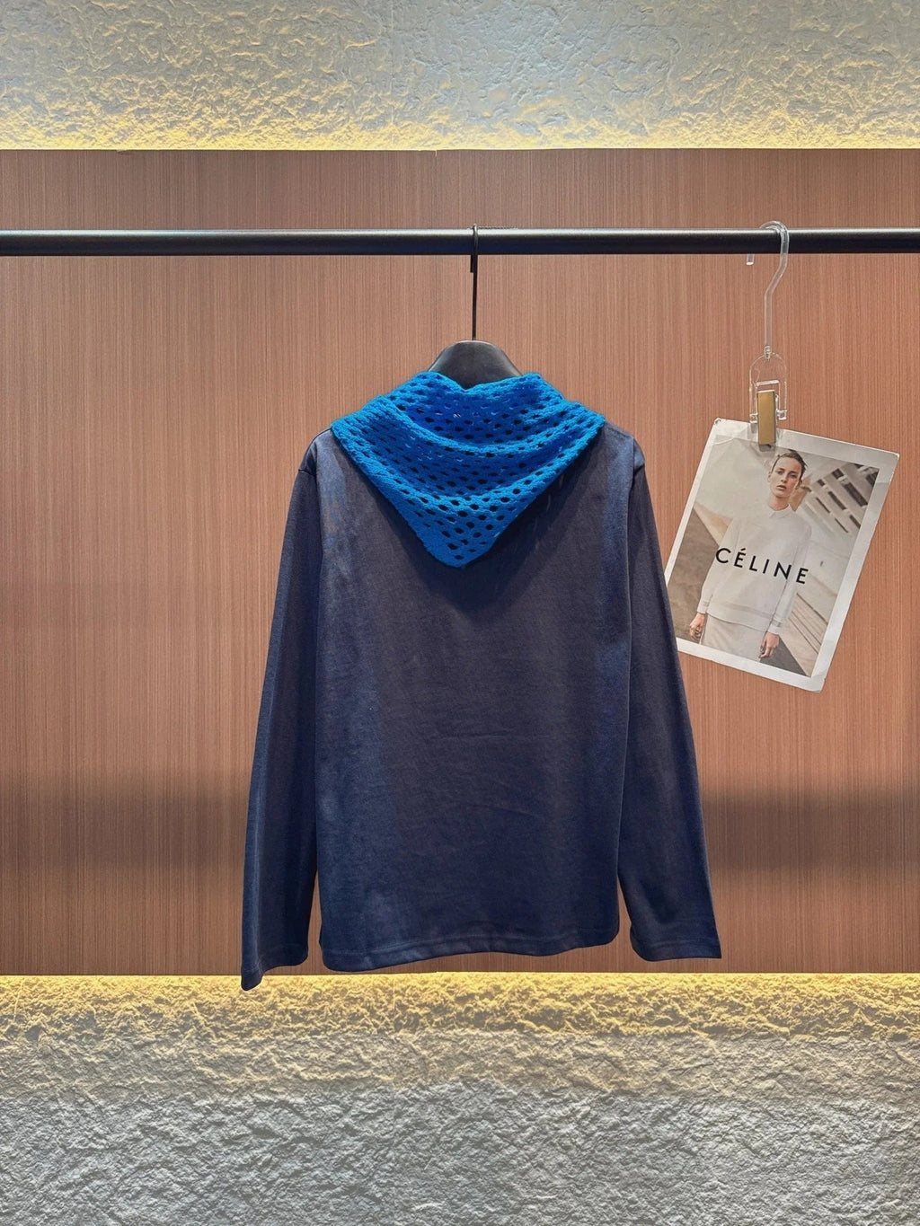 ALO T-SHIRT WITH SCARF STYLE 150