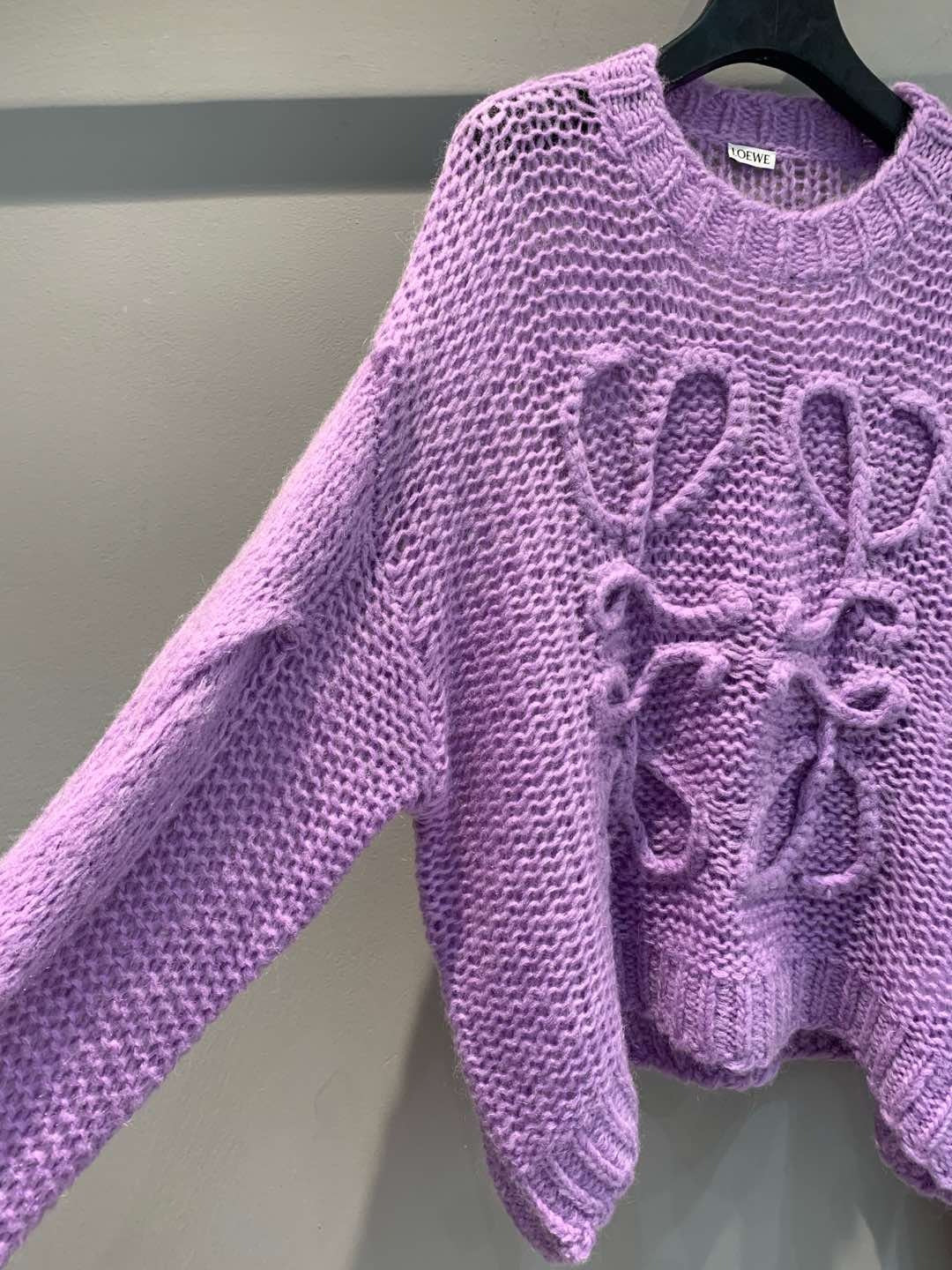 LOEWE SWEATER STYLE 223