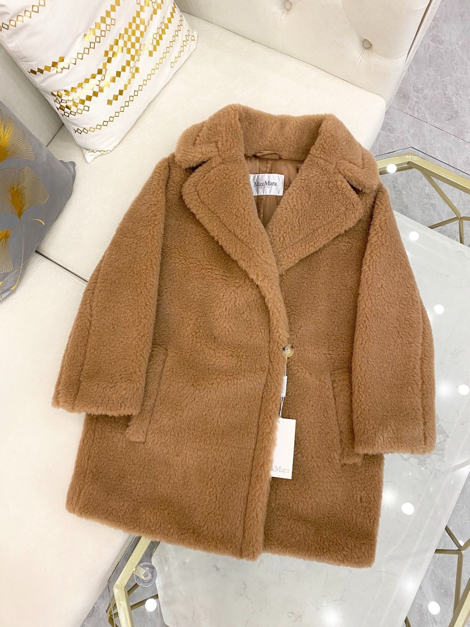 MAX MARA 25S TEDDY SHORT JACKET 077