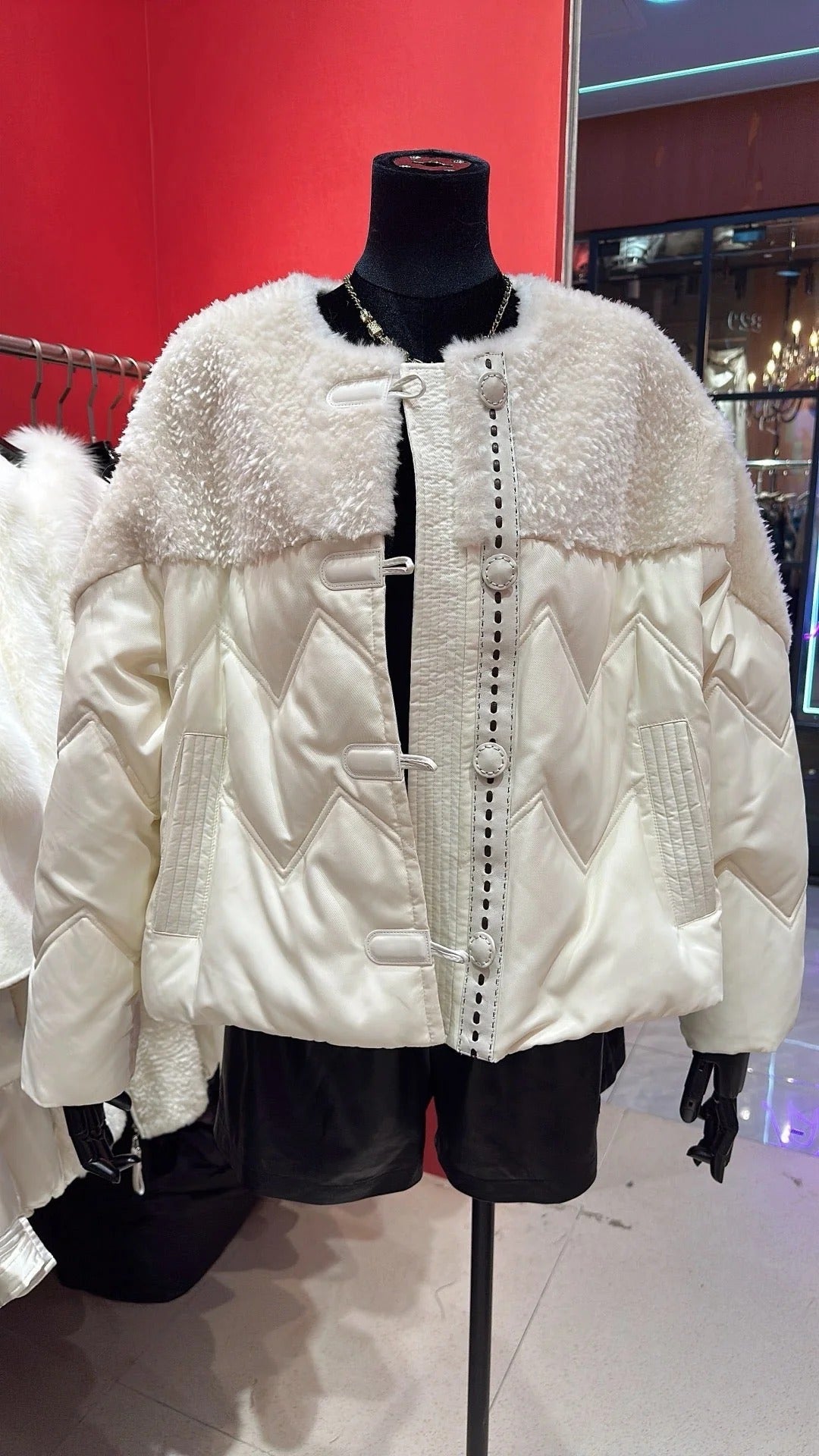 CELINE 25S DOWN JACKET 0076