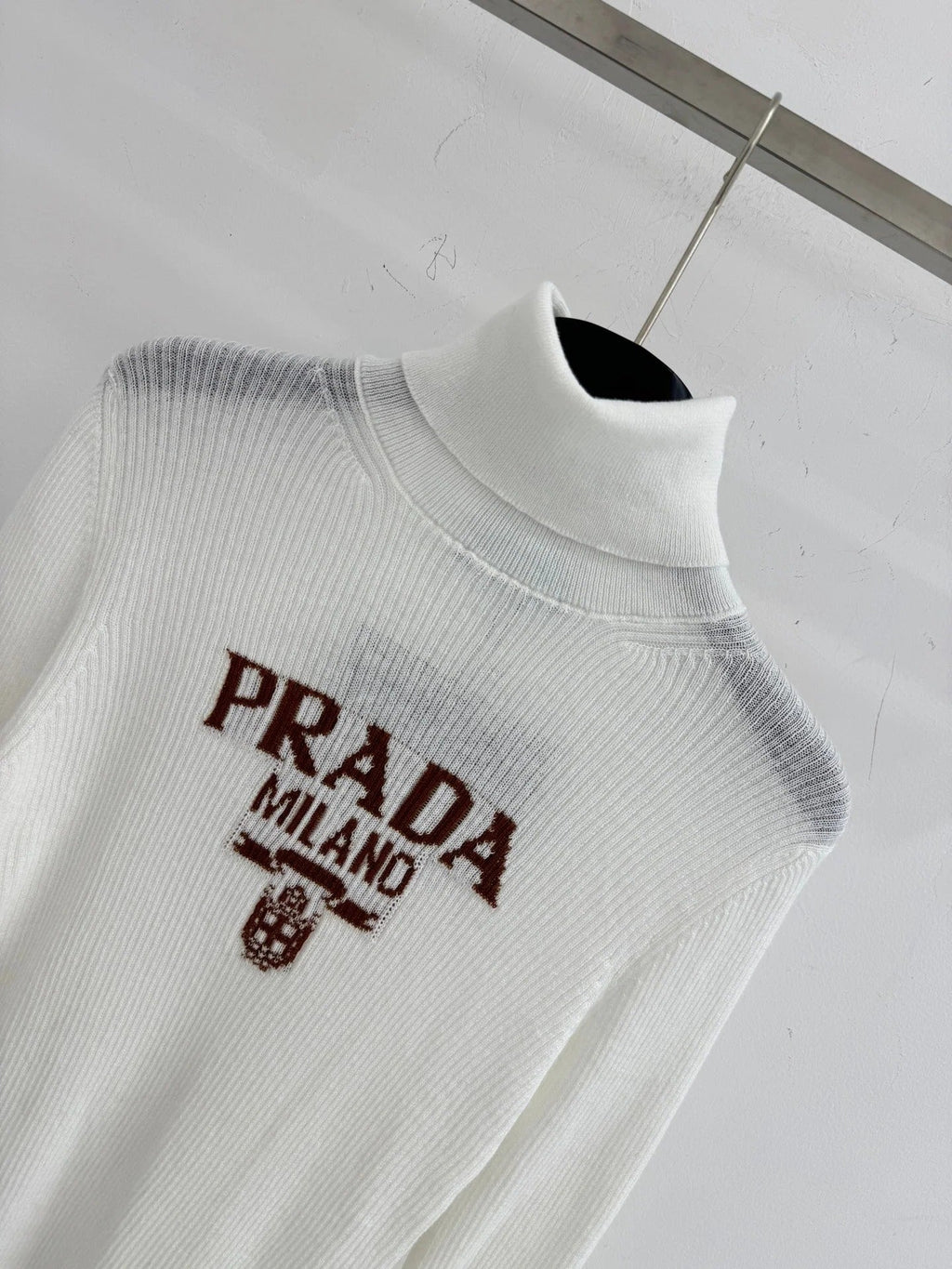 PRADA 25S SLIM-FIT KNITTED TURTLENECK SWEATER 297