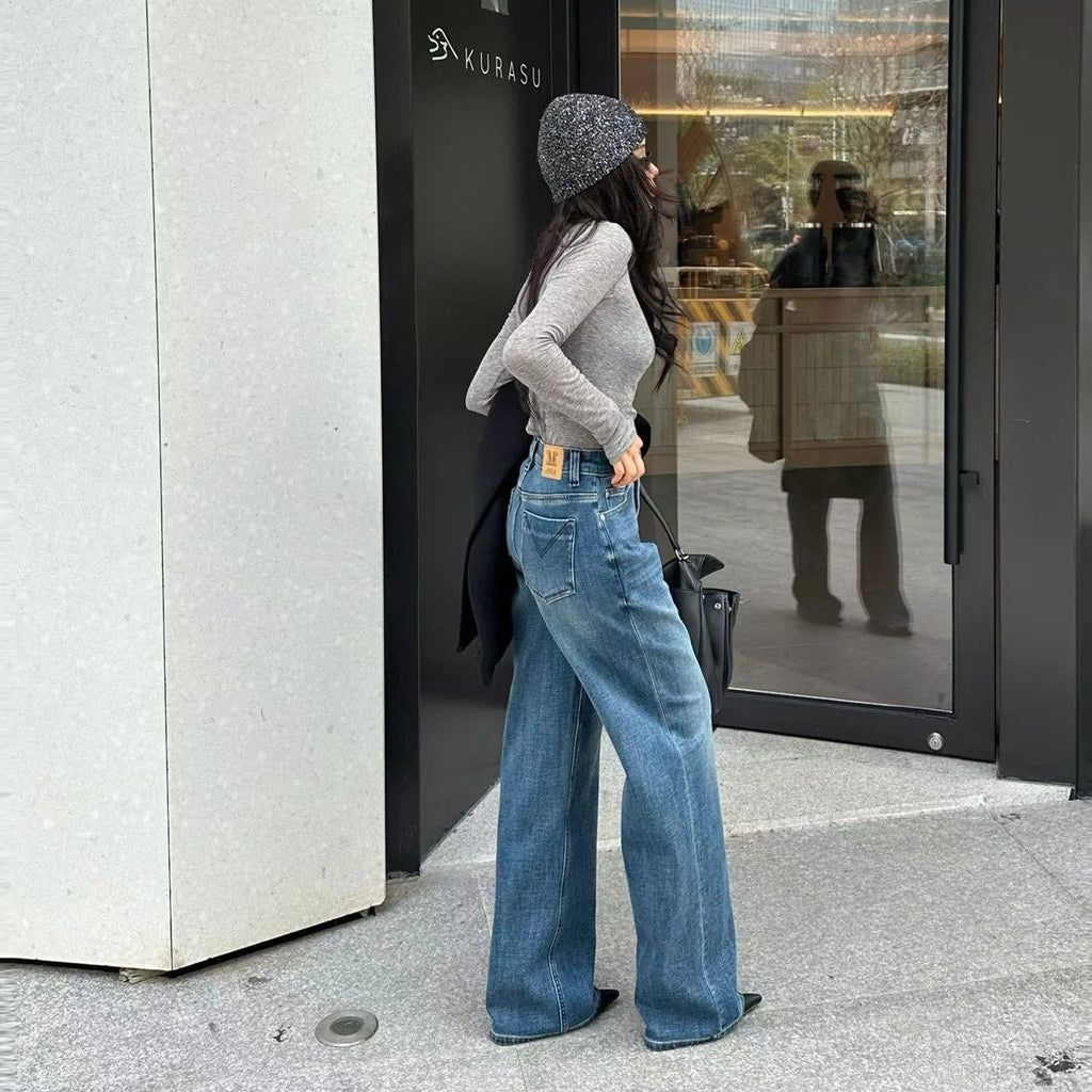 MAX MARA 25S STRAIGHT-LEG JEANS WITH SHEEPSKIN LINING 060